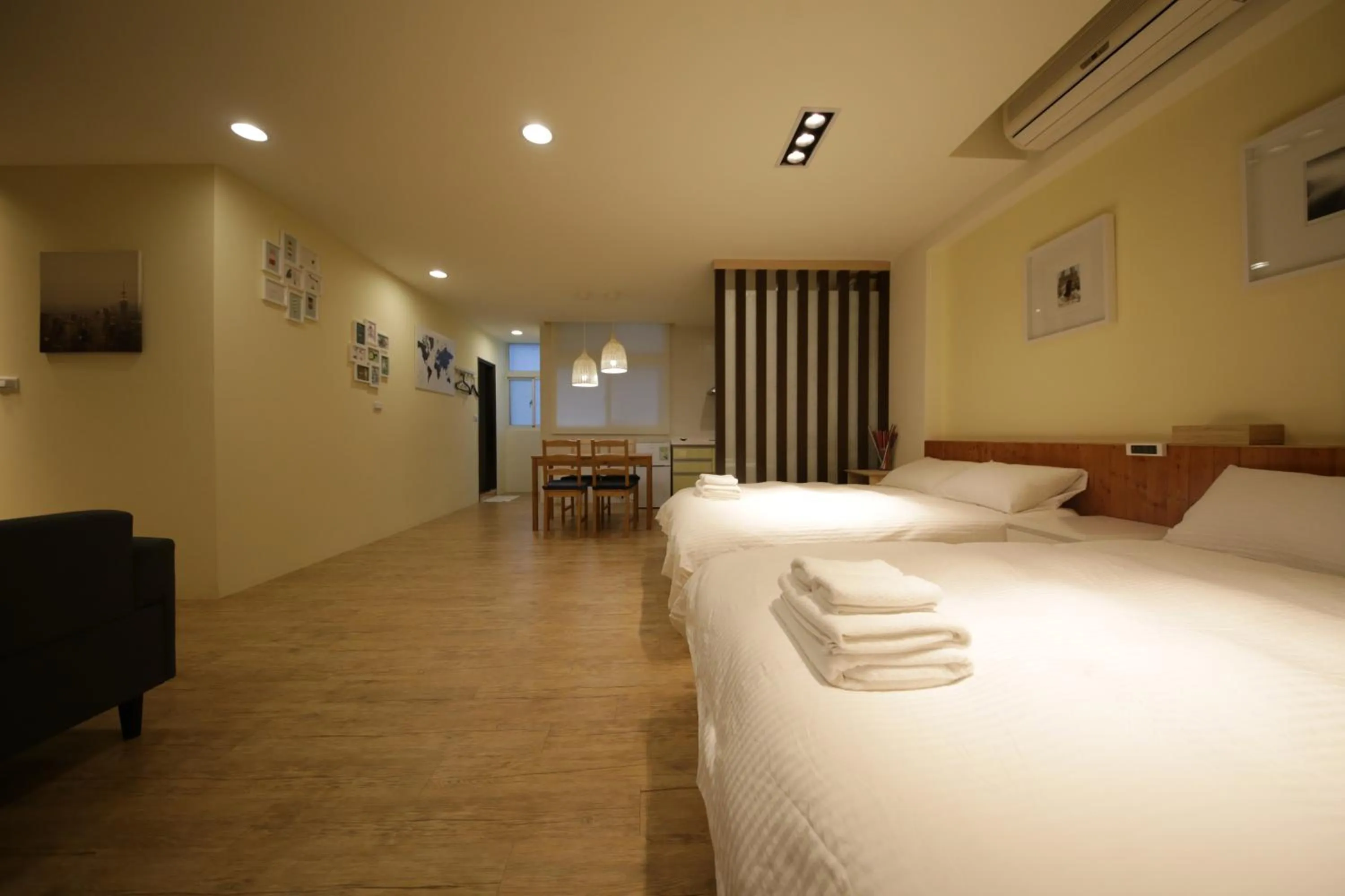 Photo of the whole room, Bed in YO HOO FARM 16 HOUSE