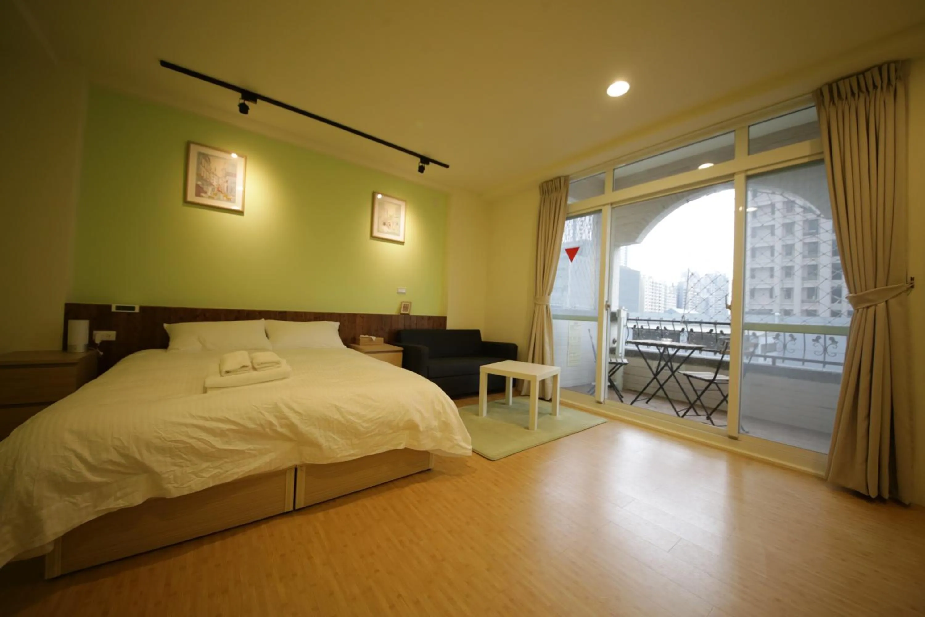 Day, Bed in YO HOO FARM 16 HOUSE