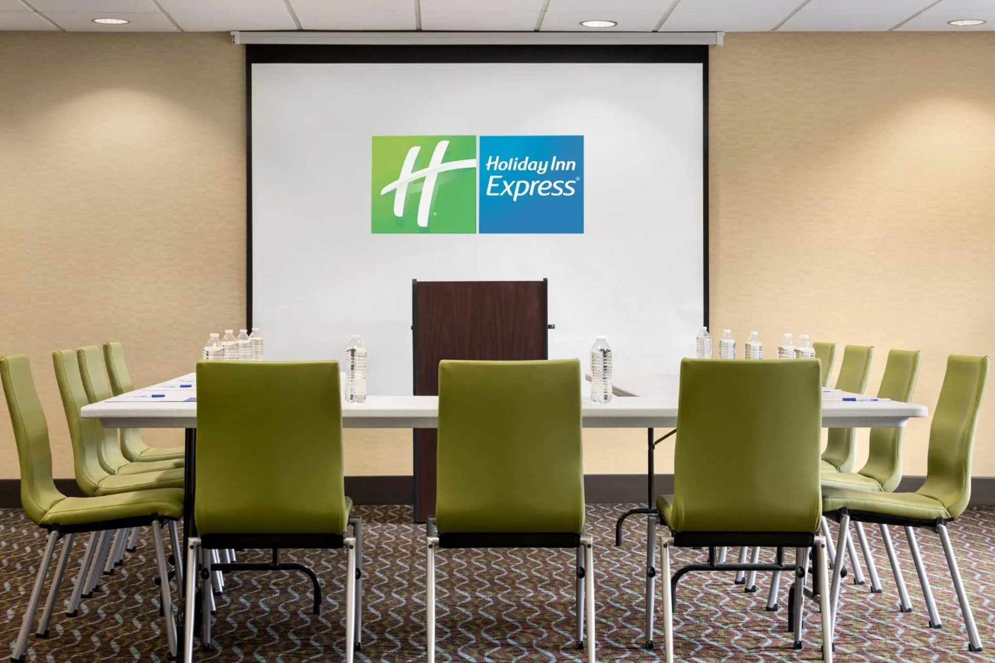 Meeting/conference room in Holiday Inn Express Hotel & Suites Anniston/Oxford by IHG