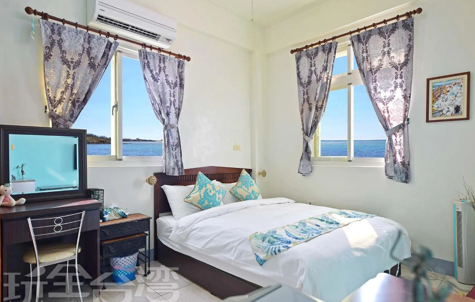 TV and multimedia, Bed in Yan Hai De Dai B&B