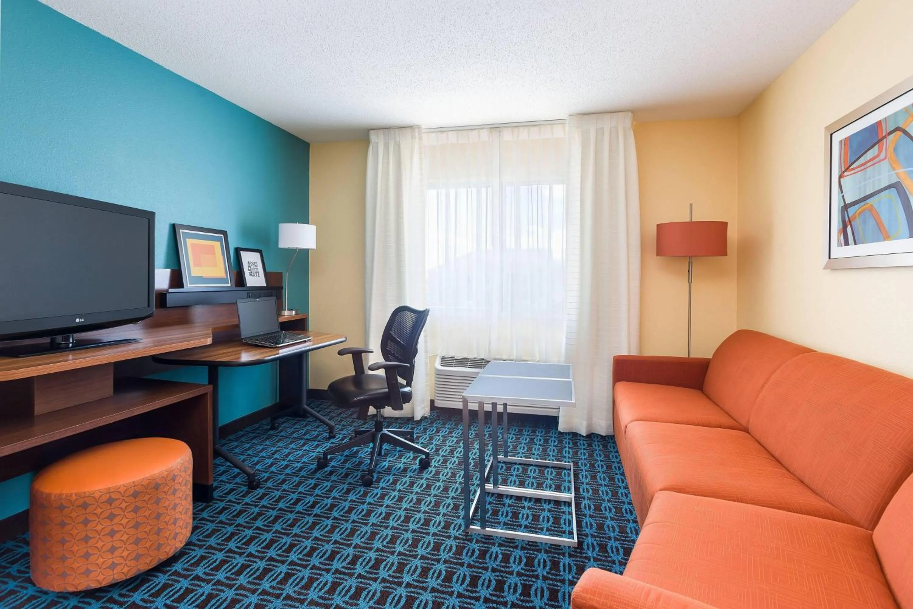 Living room in Fairfield Inn & Suites Grand Rapids