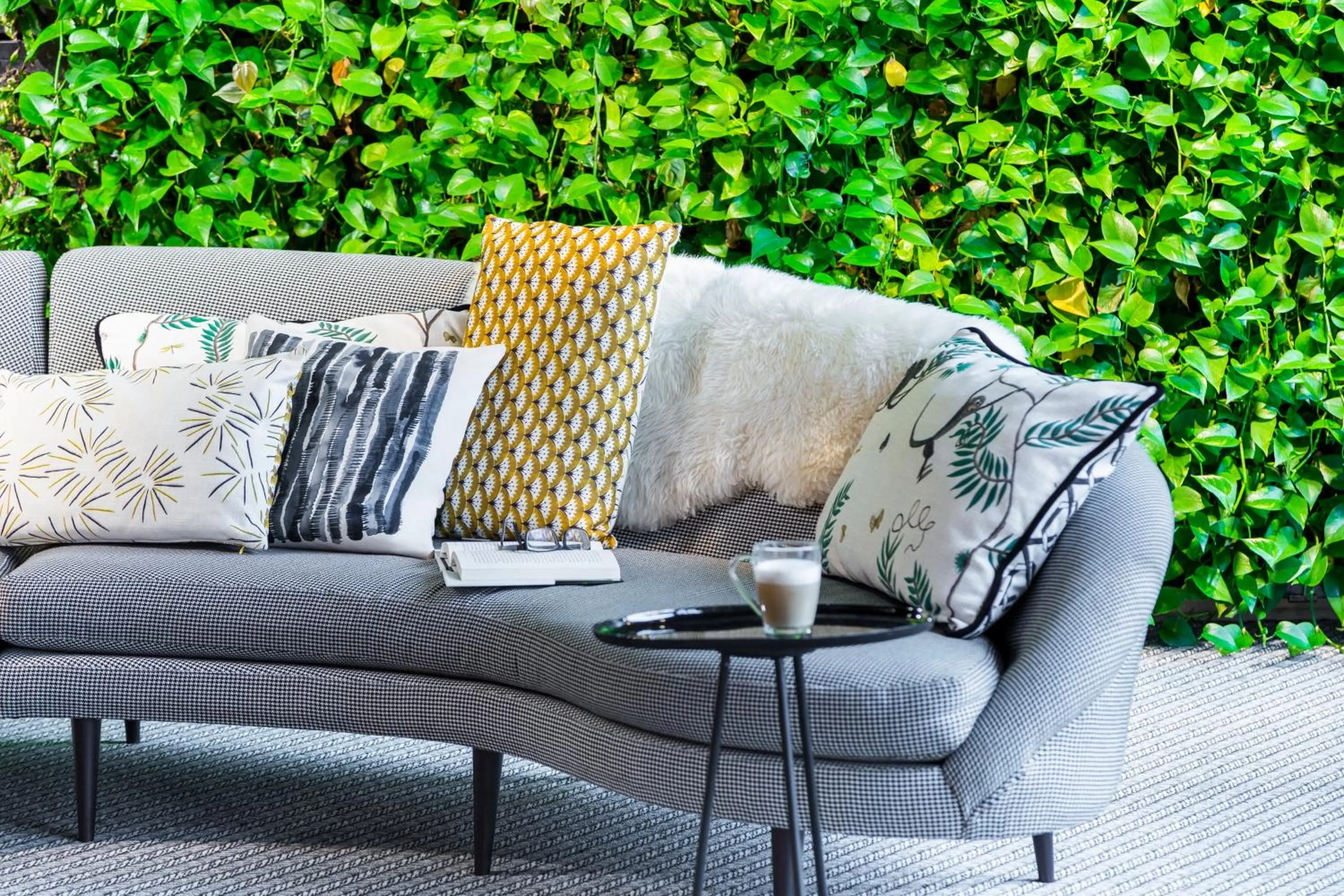 Lobby or reception in ibis Styles Amsterdam Airport