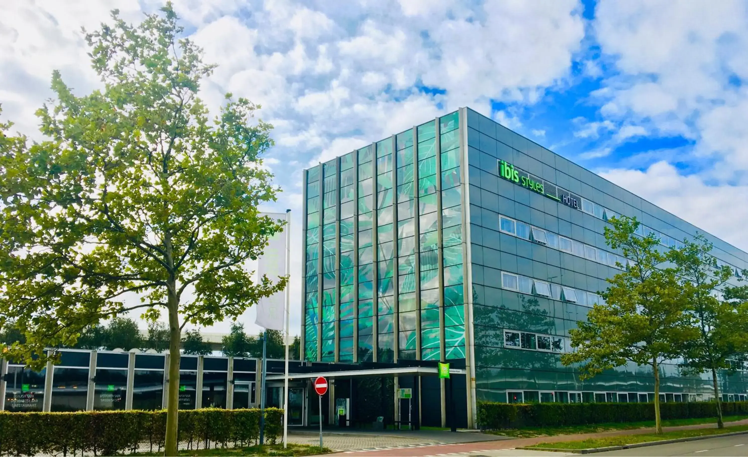 Property building in ibis Styles Amsterdam Airport Property building in ibis Styles Amsterdam Airport