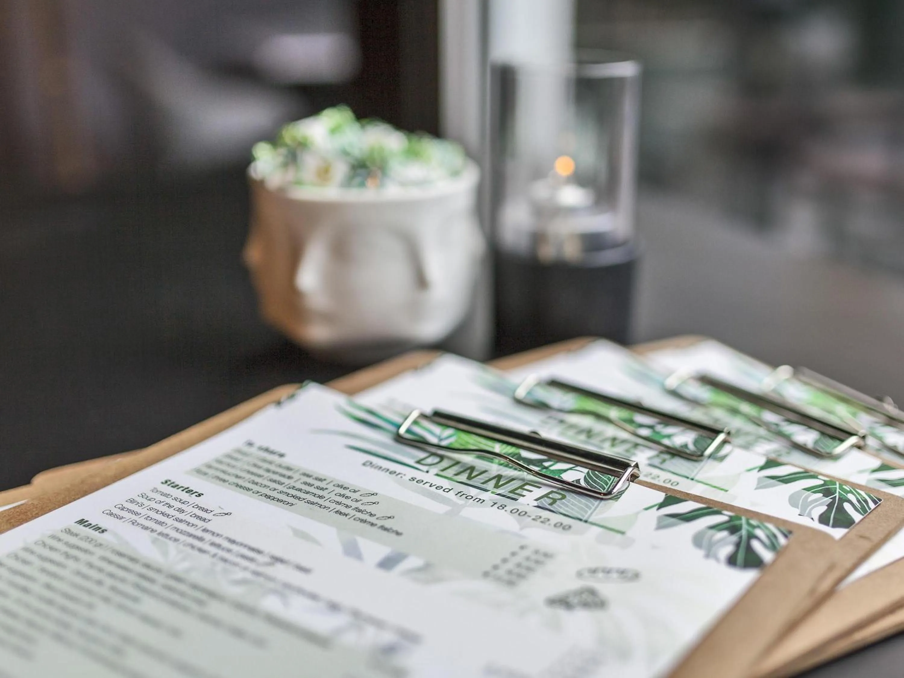 Restaurant/places to eat in ibis Styles Amsterdam Airport