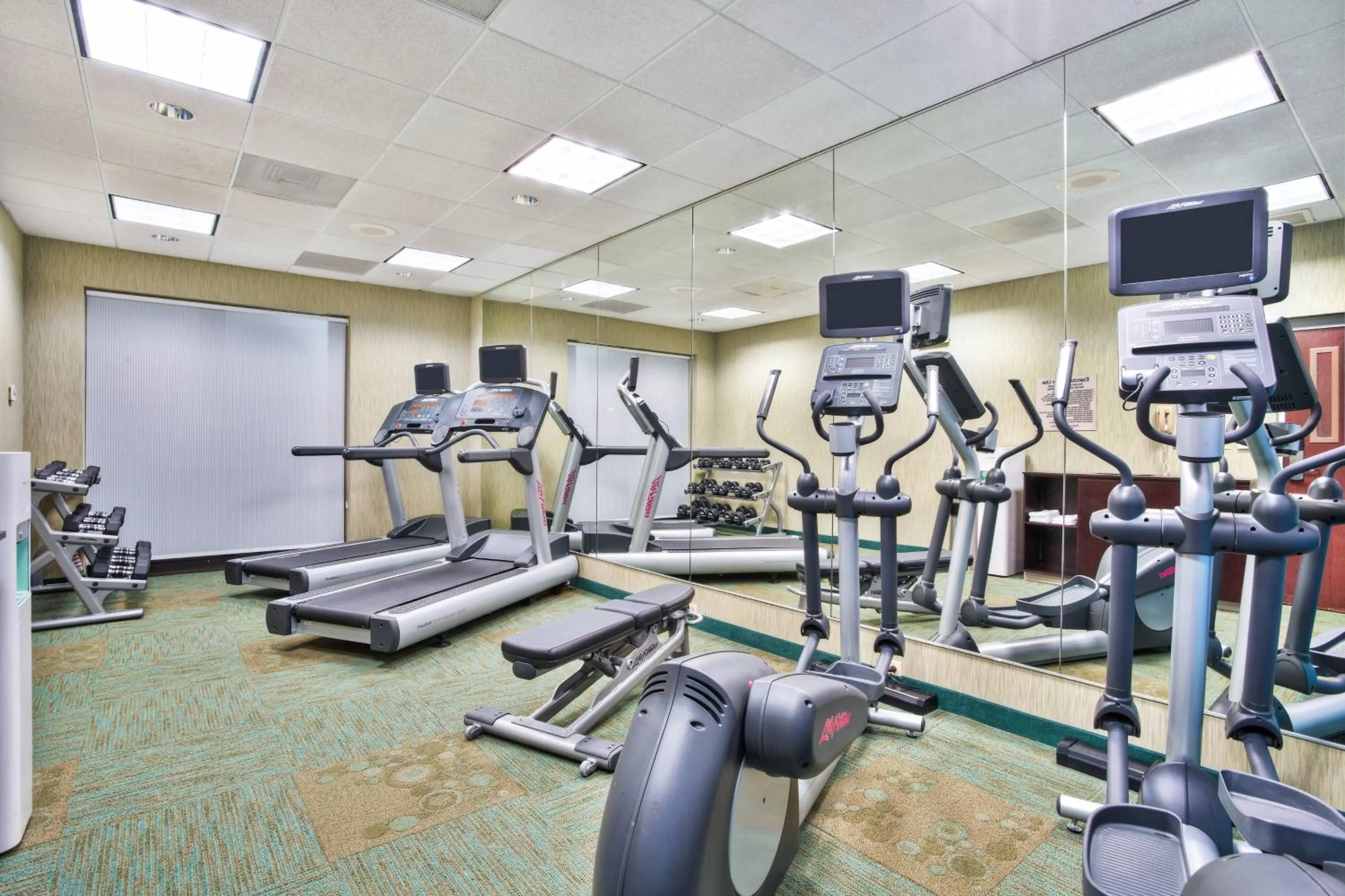 Fitness centre/facilities in SpringHill Suites by Marriott Chicago Naperville Warrenville