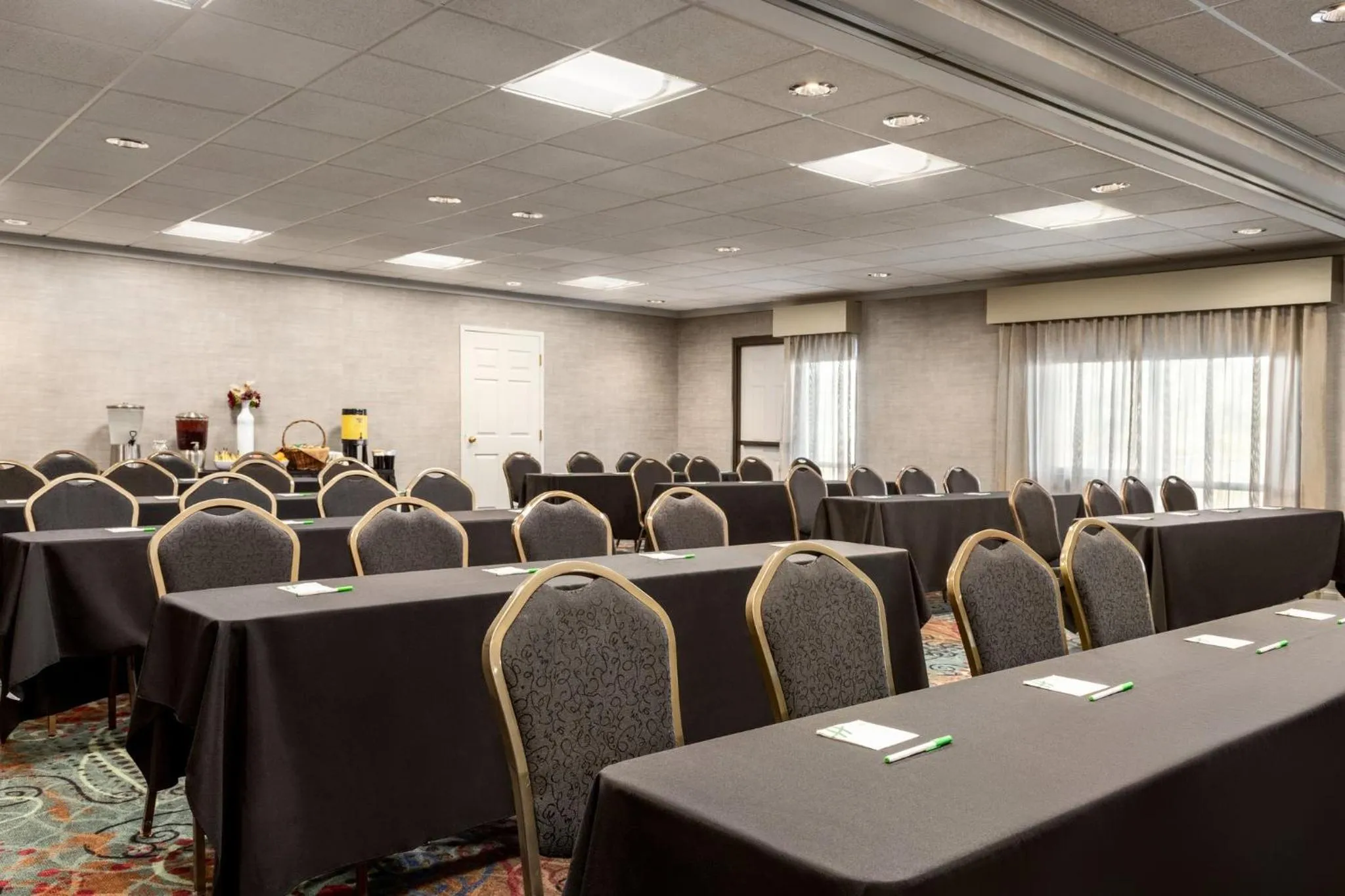 Meeting/conference room in Holiday Inn Hotel & Suites Council Bluffs by IHG