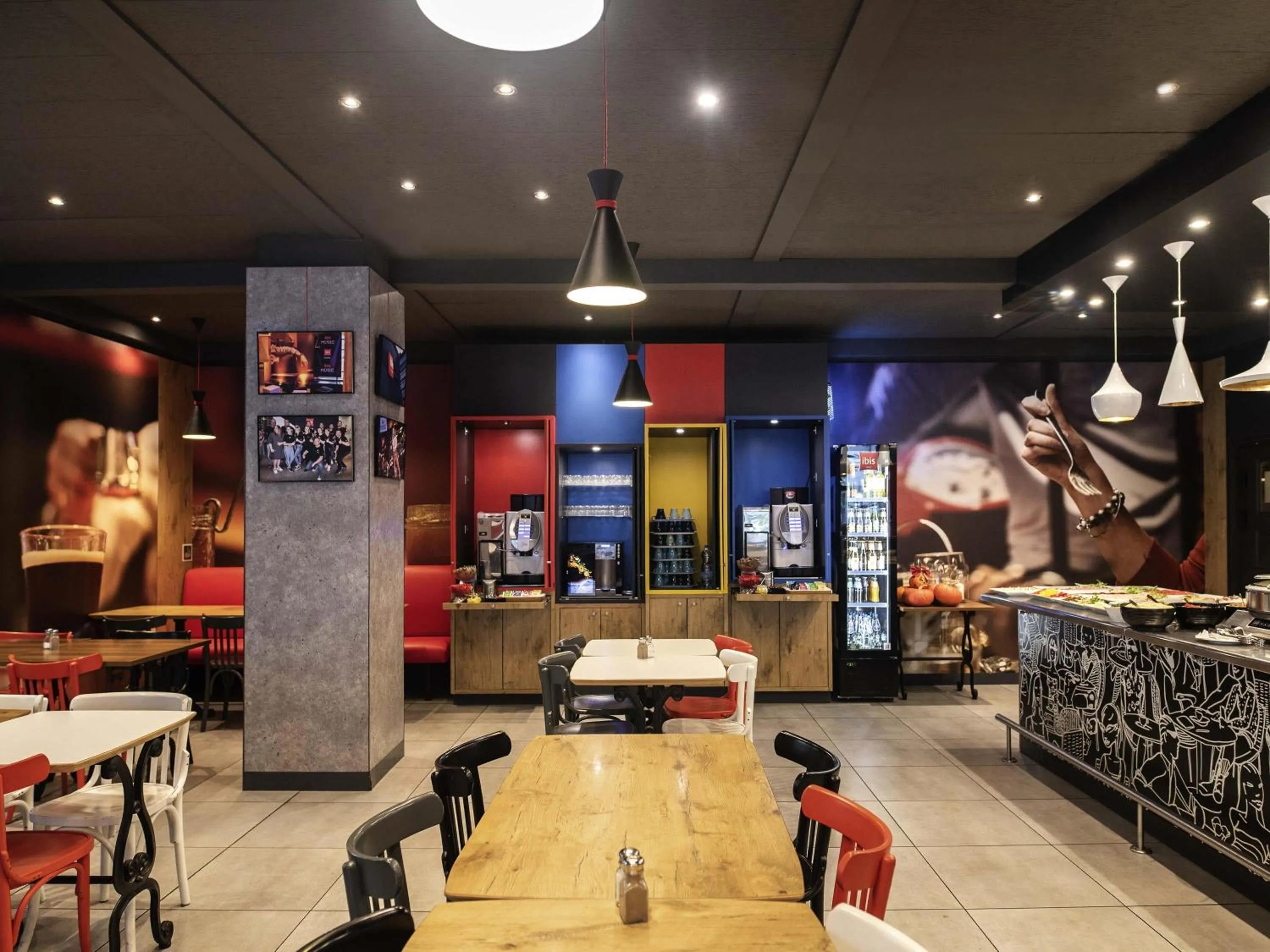 Restaurant/places to eat in Hotel Ibis Krakow Centrum