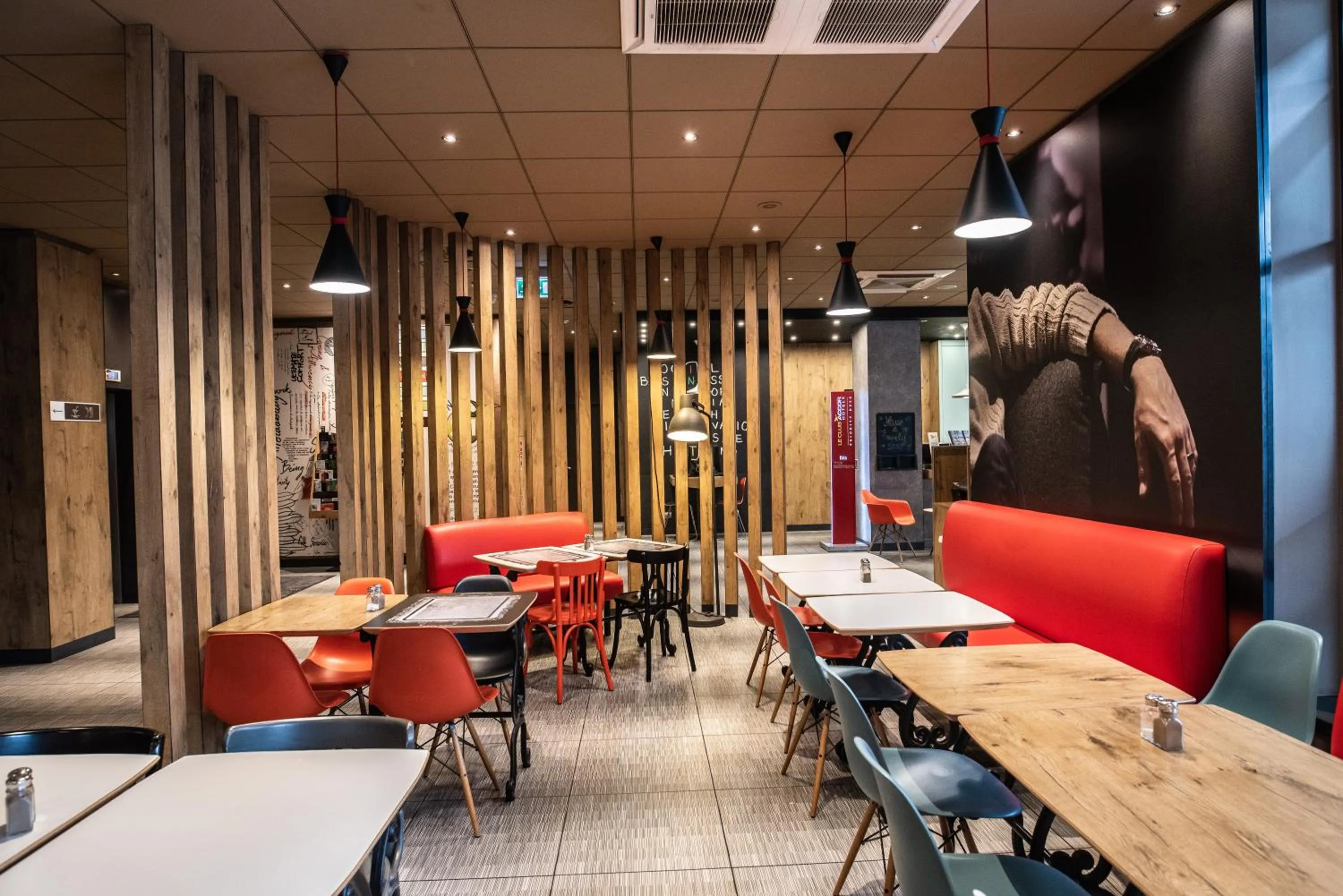 Restaurant/places to eat in Hotel Ibis Krakow Centrum