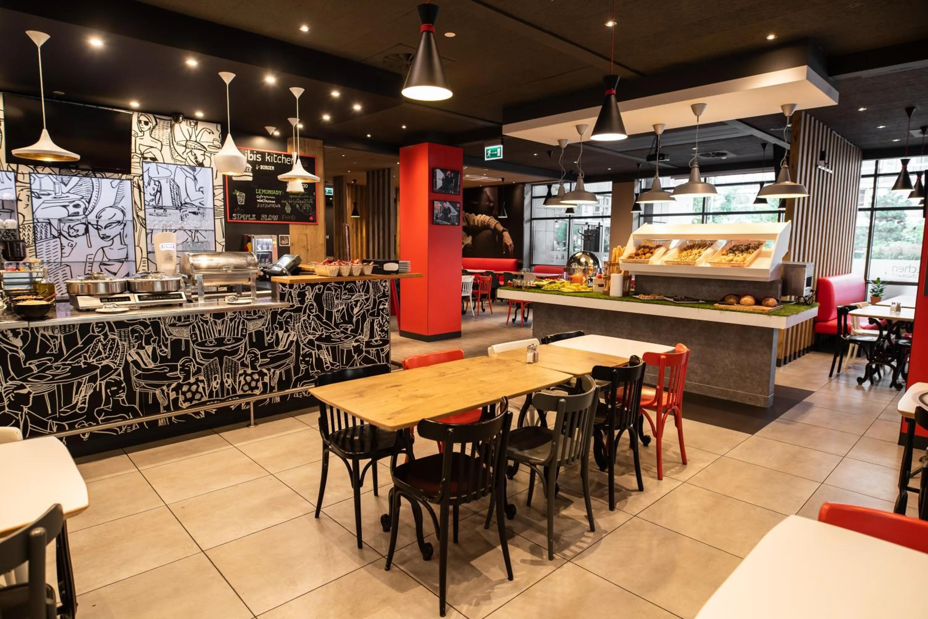 Restaurant/places to eat in Hotel Ibis Krakow Centrum
