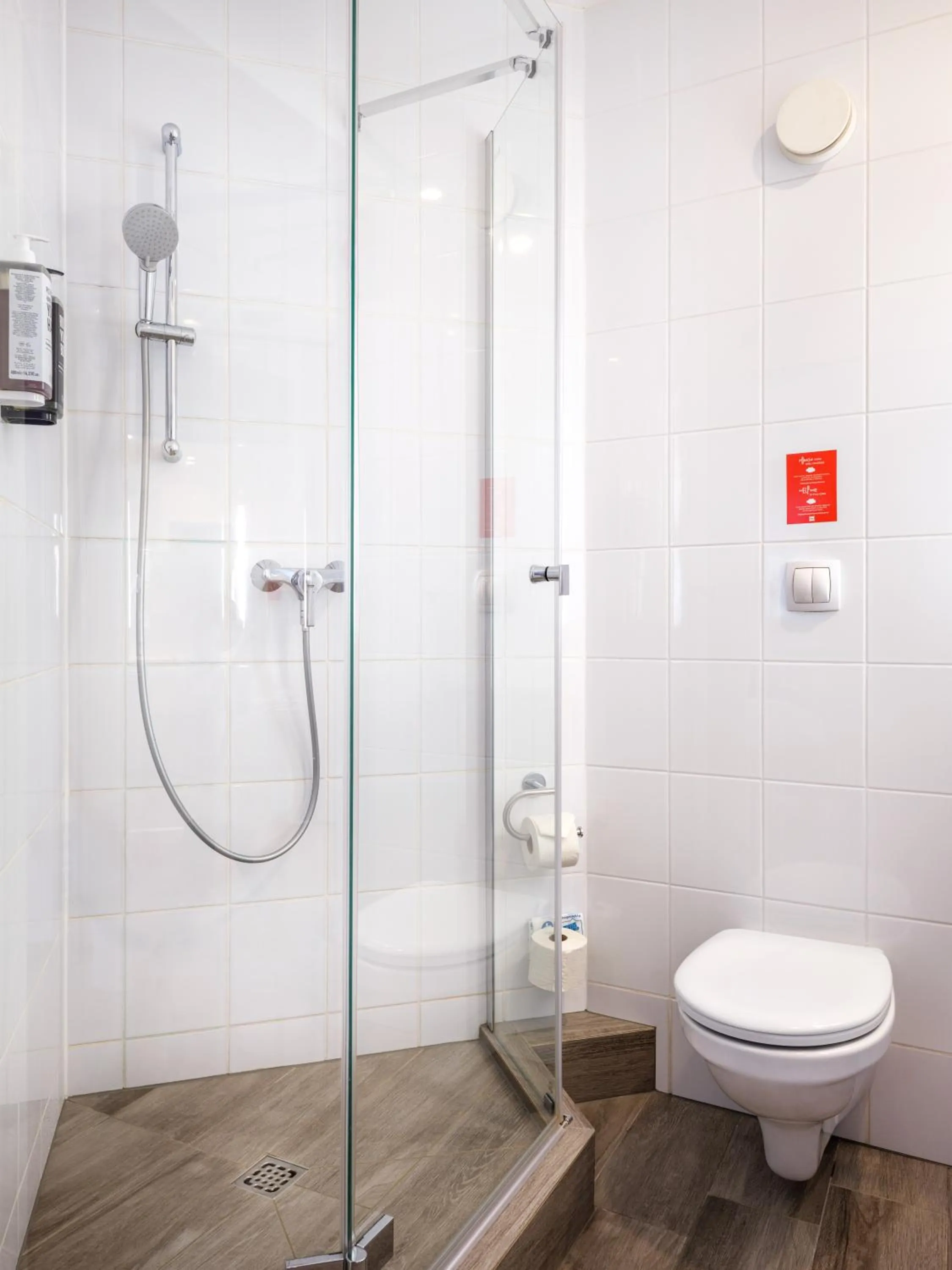 Bathroom in Hotel Ibis Krakow Centrum