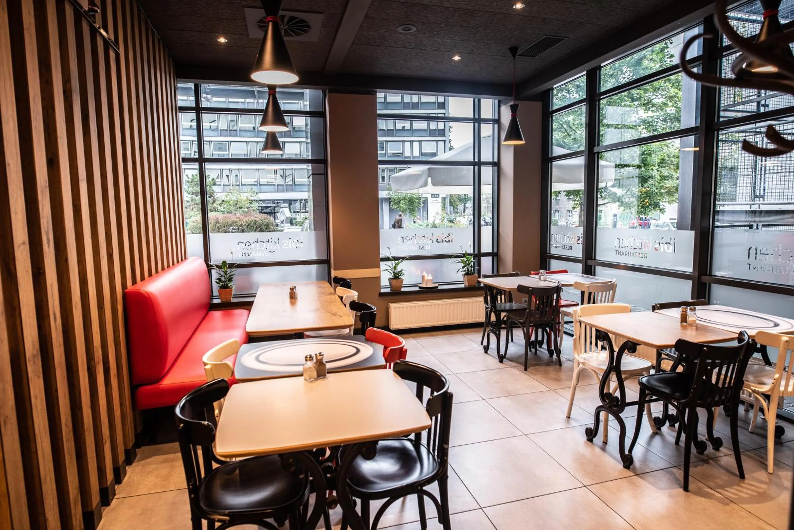 Restaurant/places to eat in Hotel Ibis Krakow Centrum