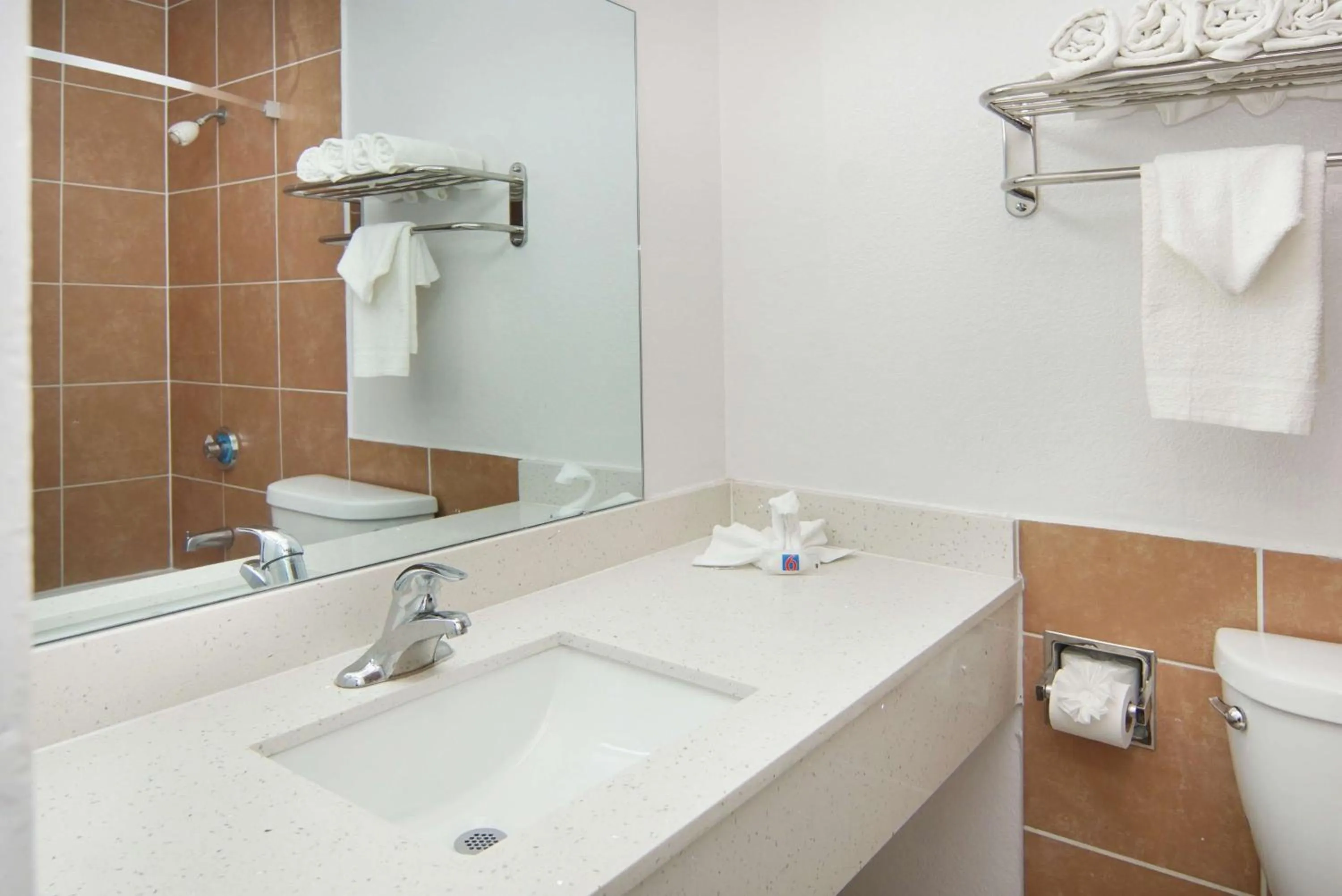 Bathroom in Motel 6-Lancaster, TX - DeSoto - Lancaster