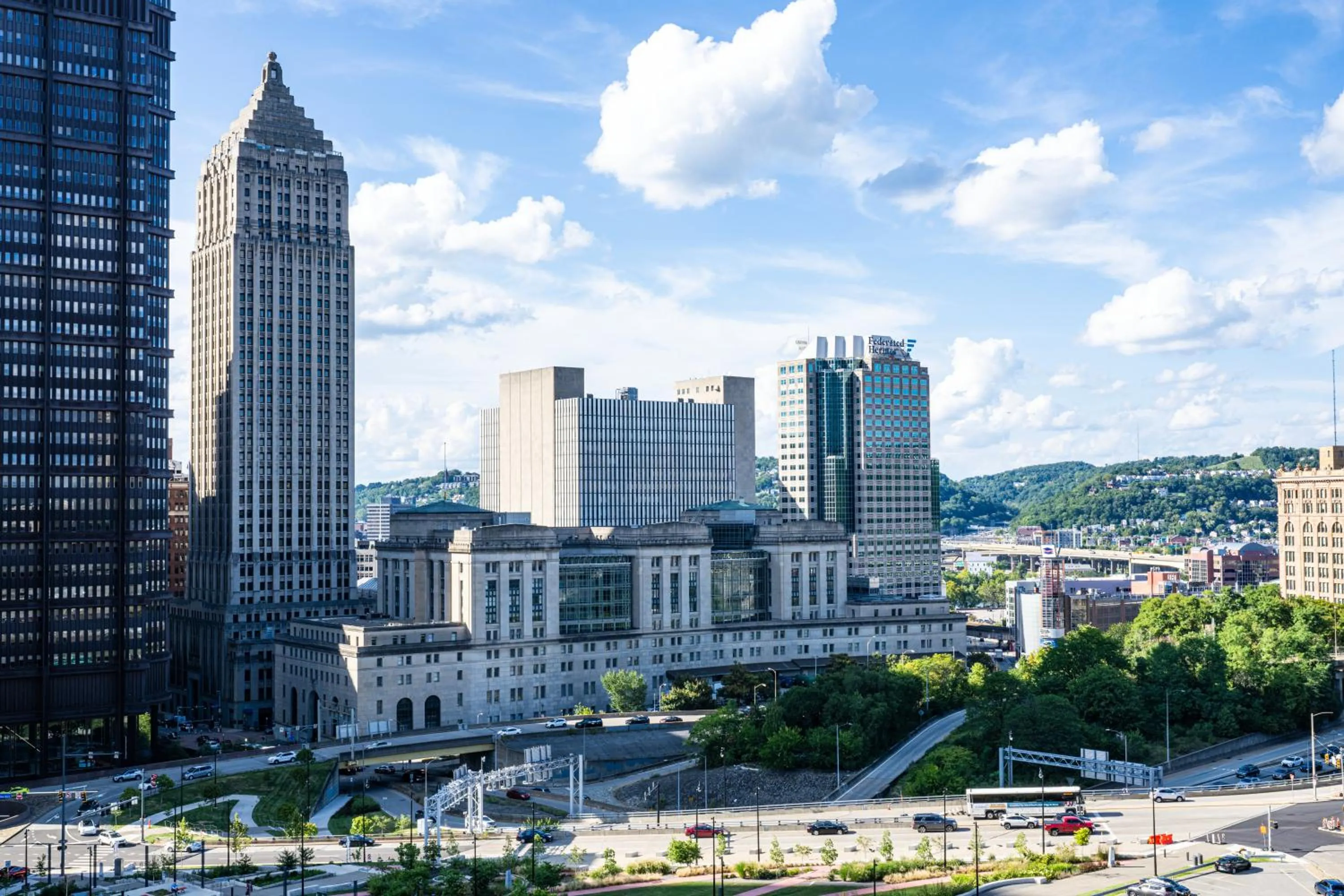 City view in Pittsburgh Marriott City Center
