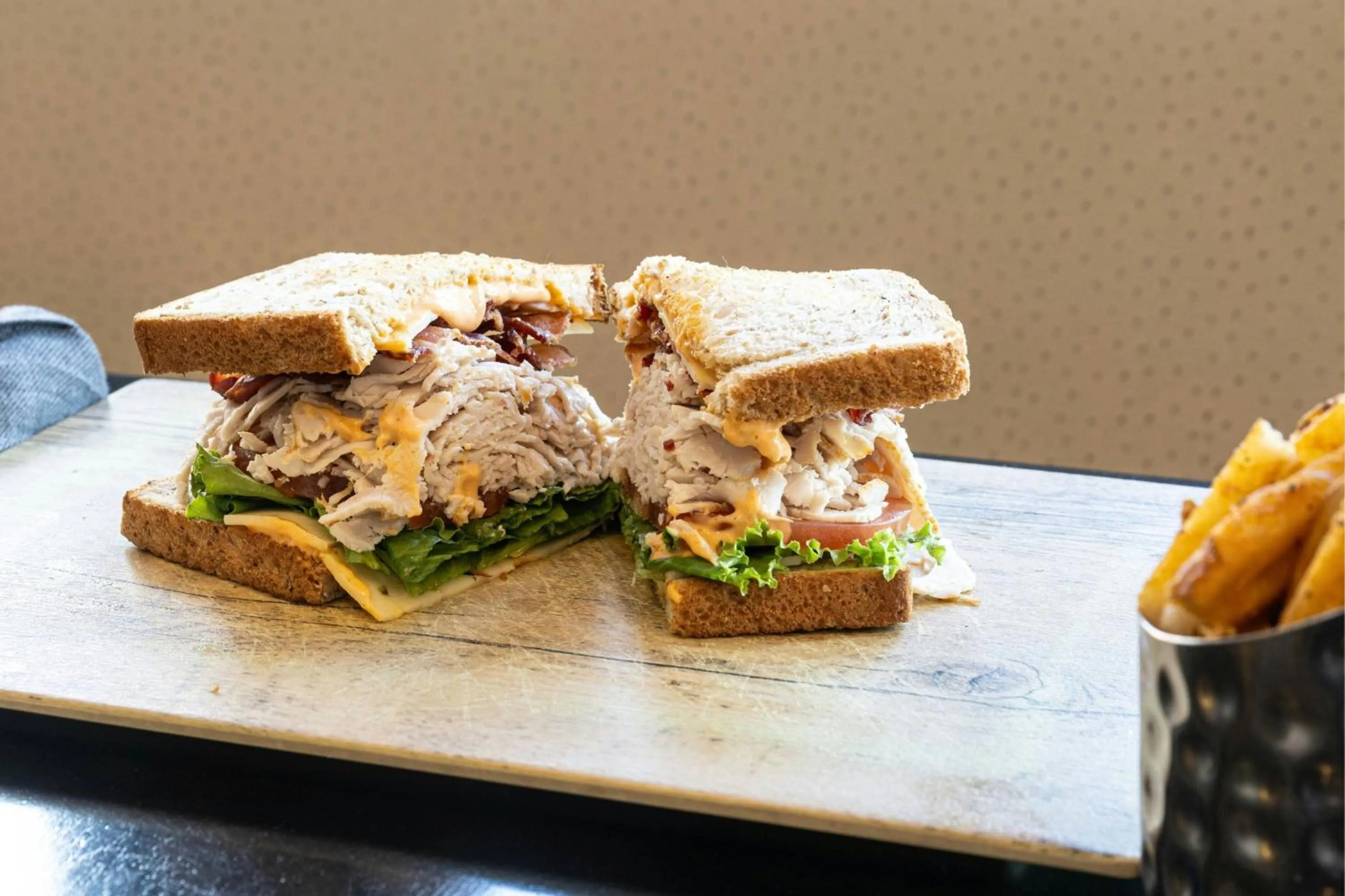 Restaurant/places to eat in Pittsburgh Marriott City Center