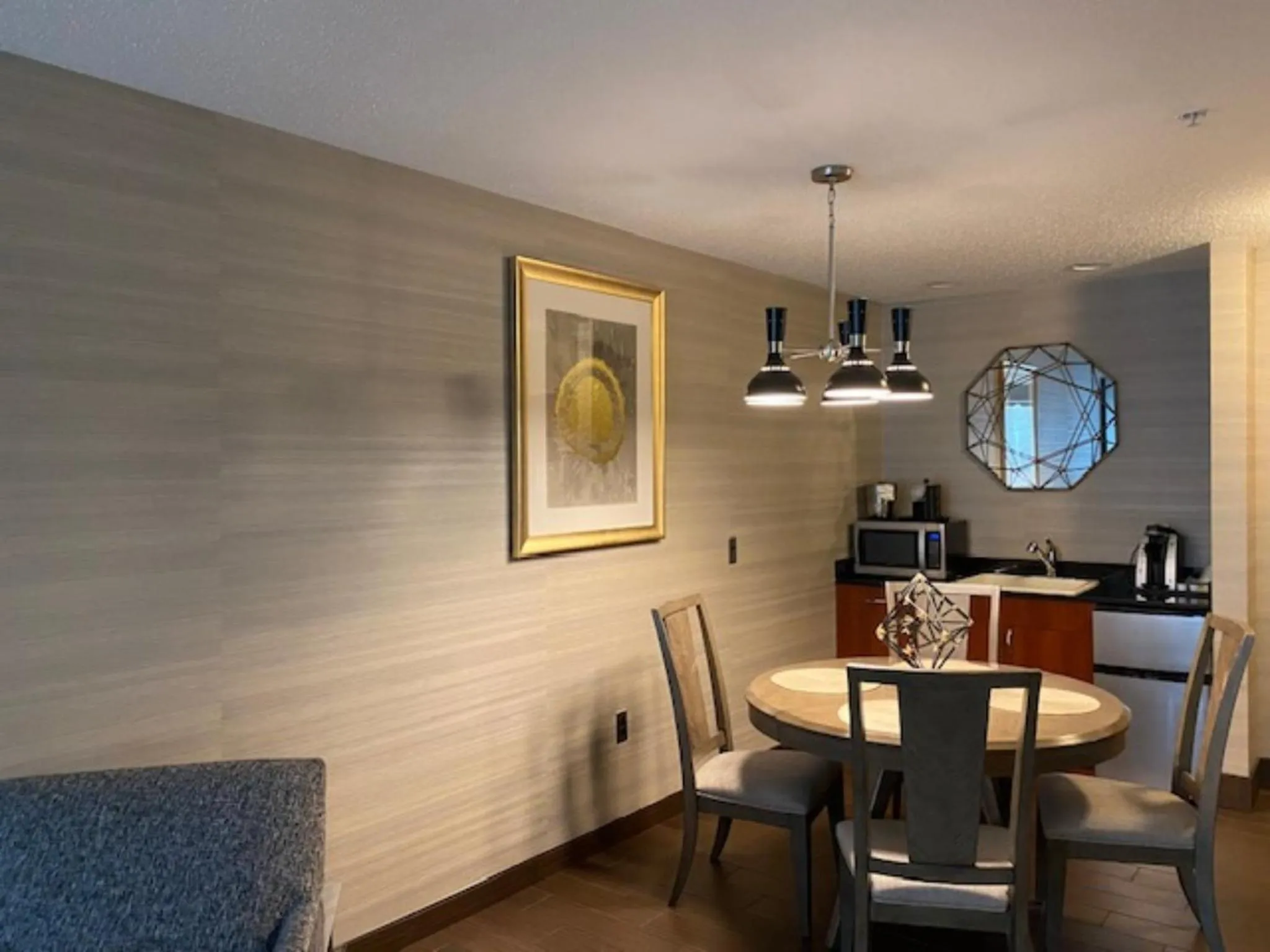 Photo of the whole room in Holiday Inn Purdue - Fort Wayne by IHG