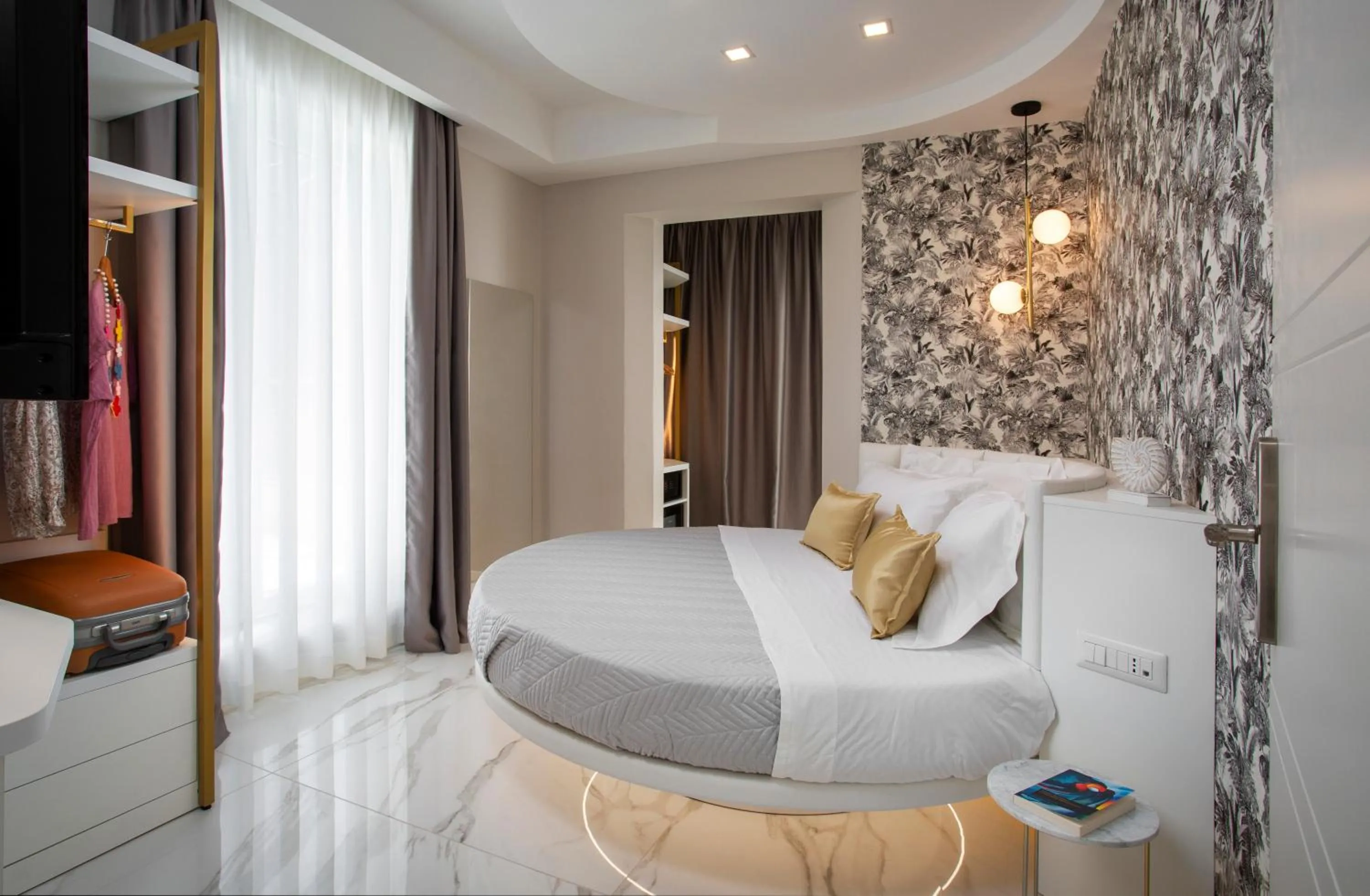 Bed in Hotel Cenisio