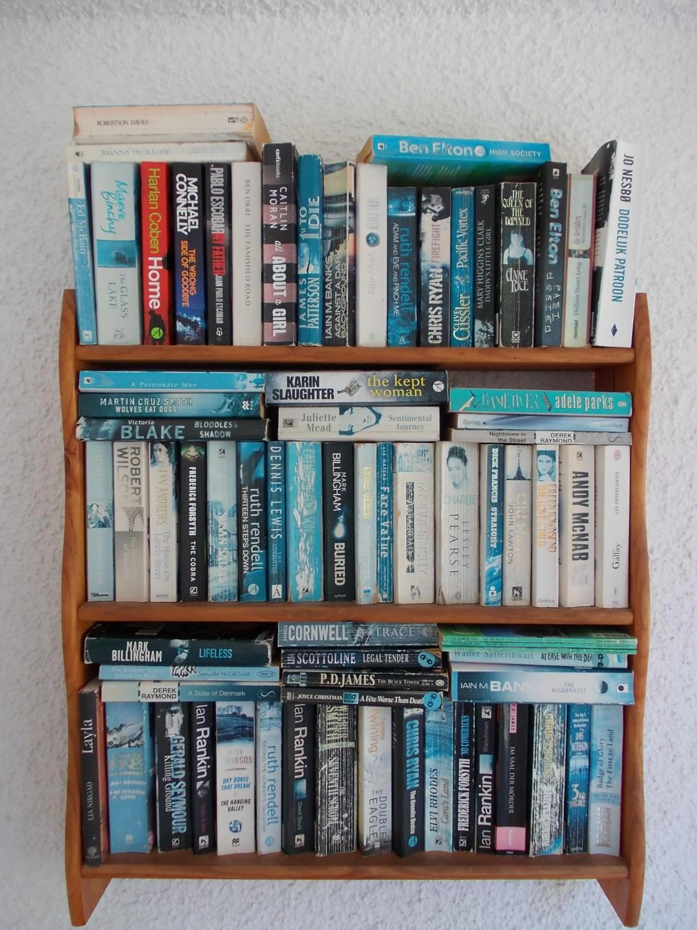 Library in Philippos Apartments
