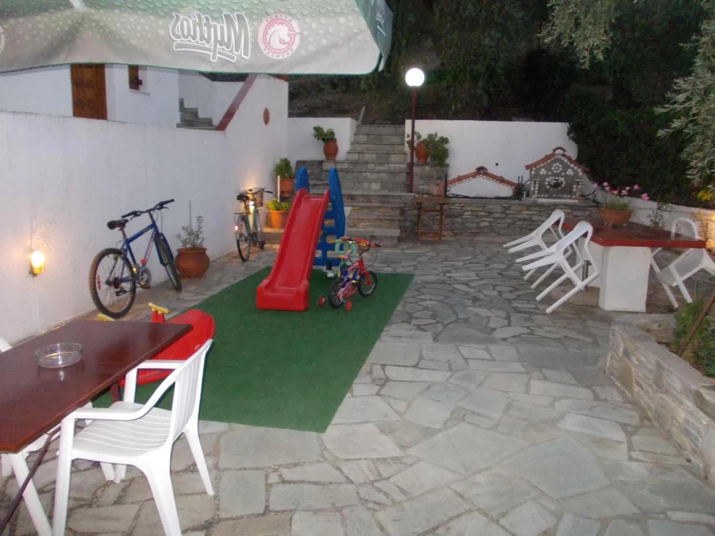 BBQ facilities in Philippos Apartments