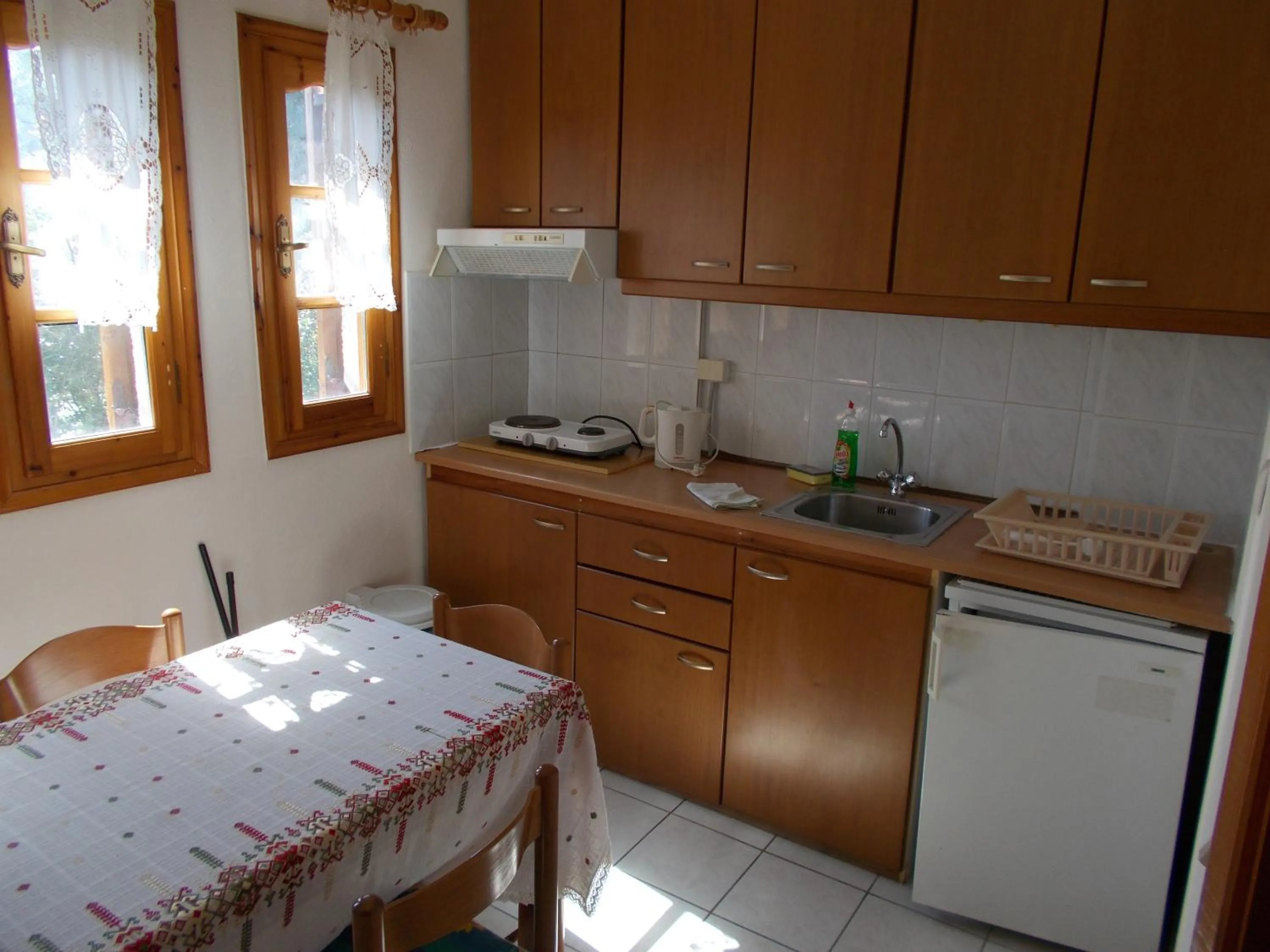 Kitchen or kitchenette in Philippos Apartments