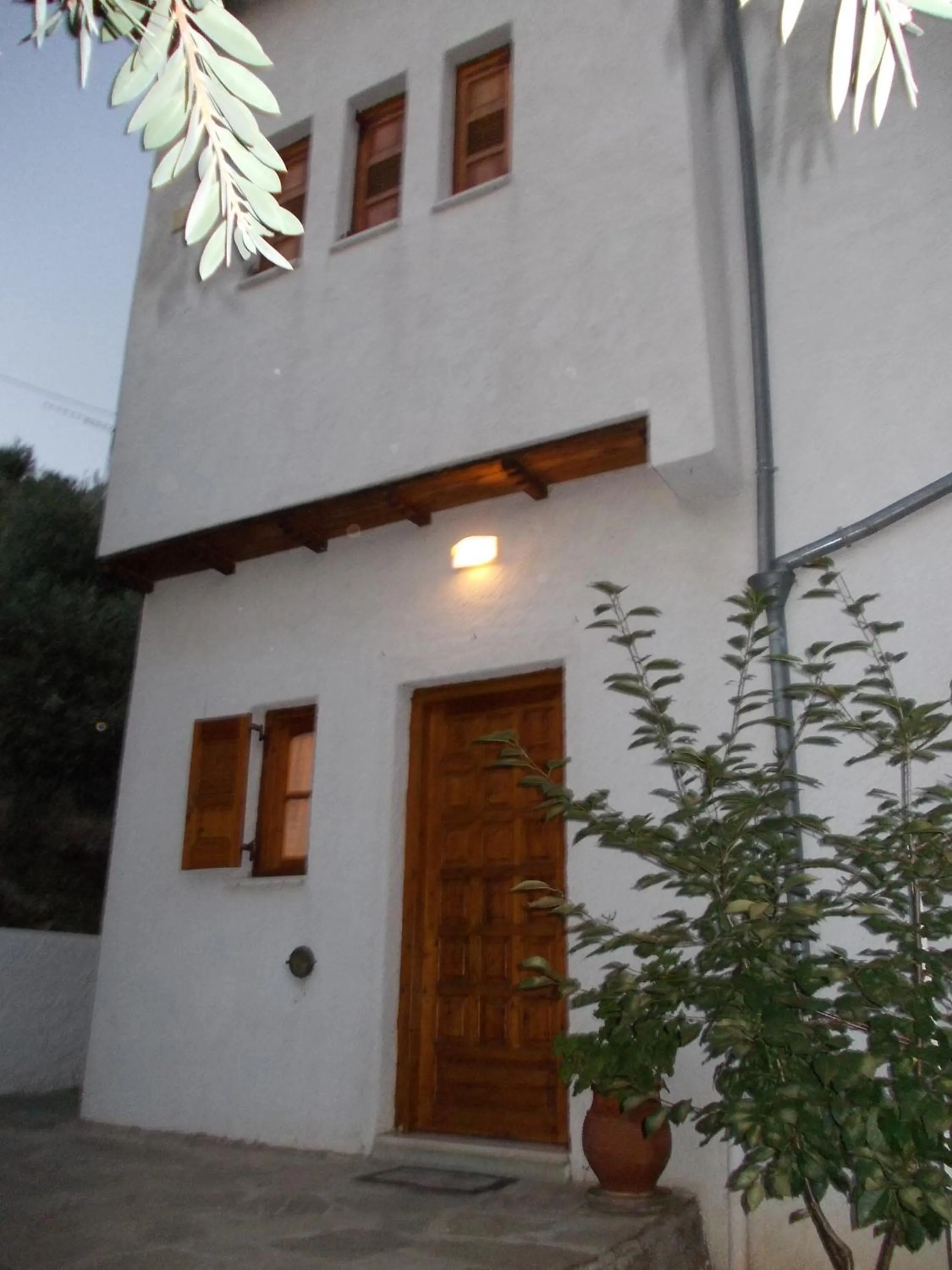 Facade/entrance in Philippos Apartments