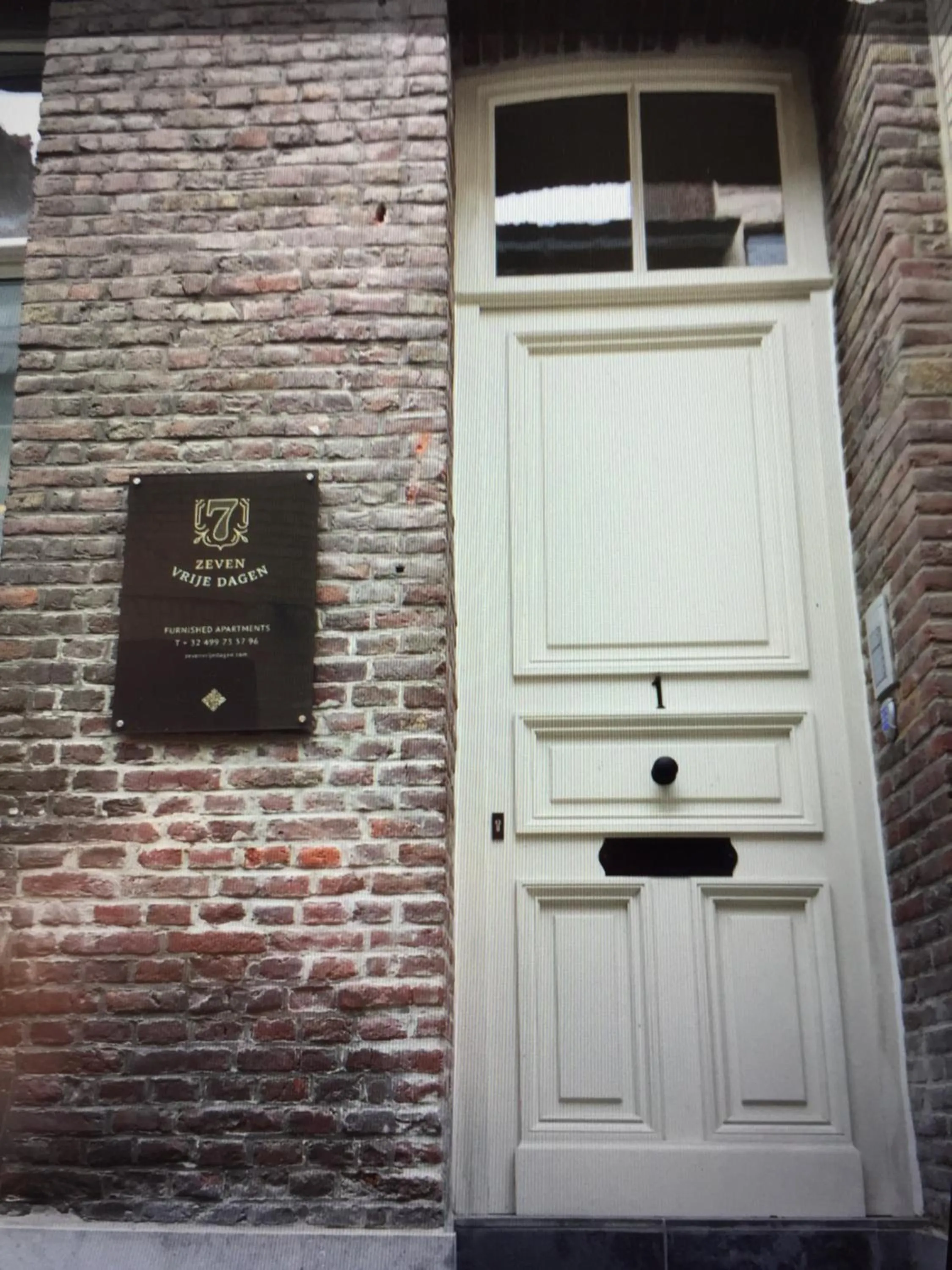 Facade/entrance in ZevenVrijeDagen