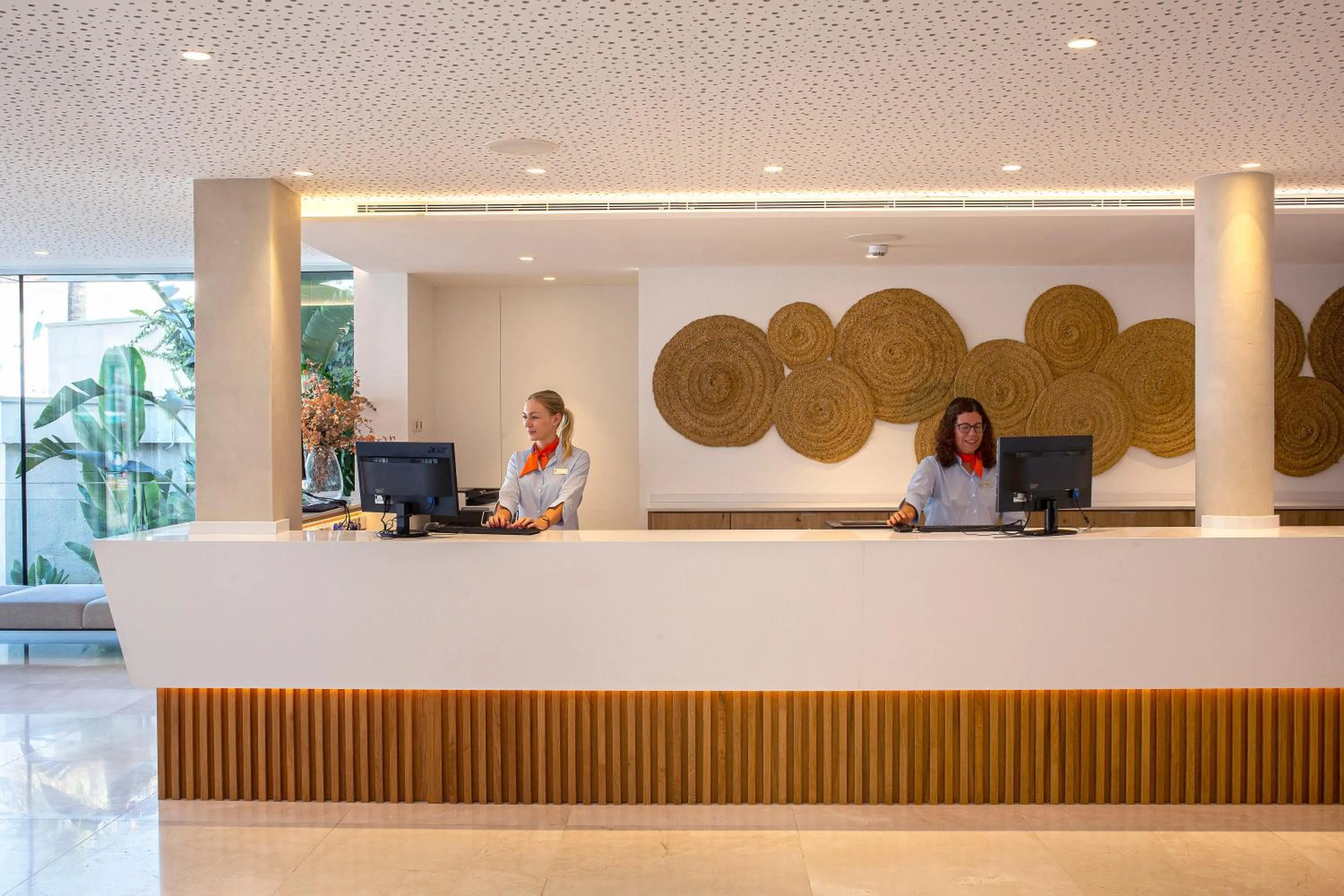 Staff in Hipotels Mediterraneo Club