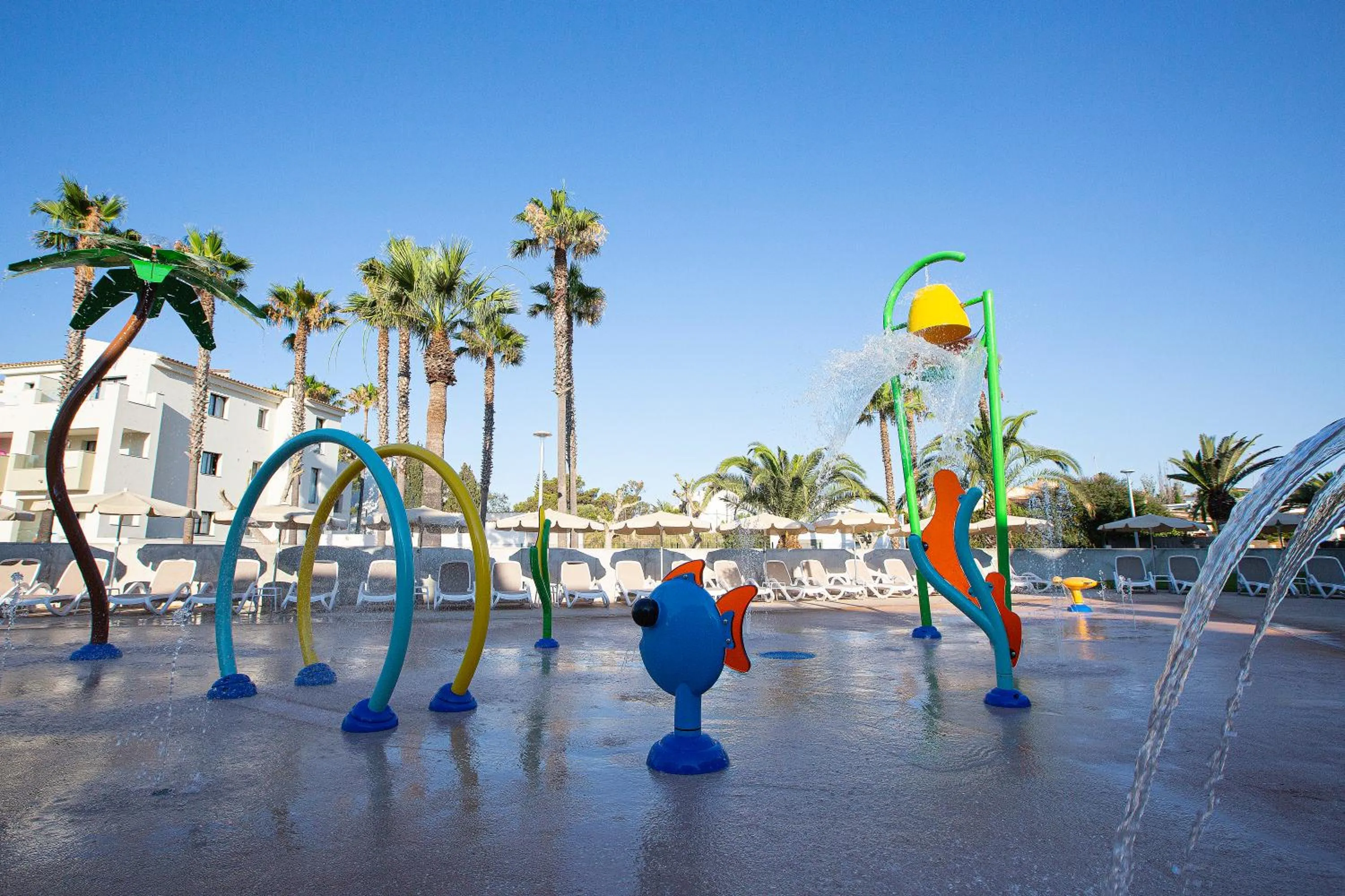 Property building in Hipotels Mediterraneo Club