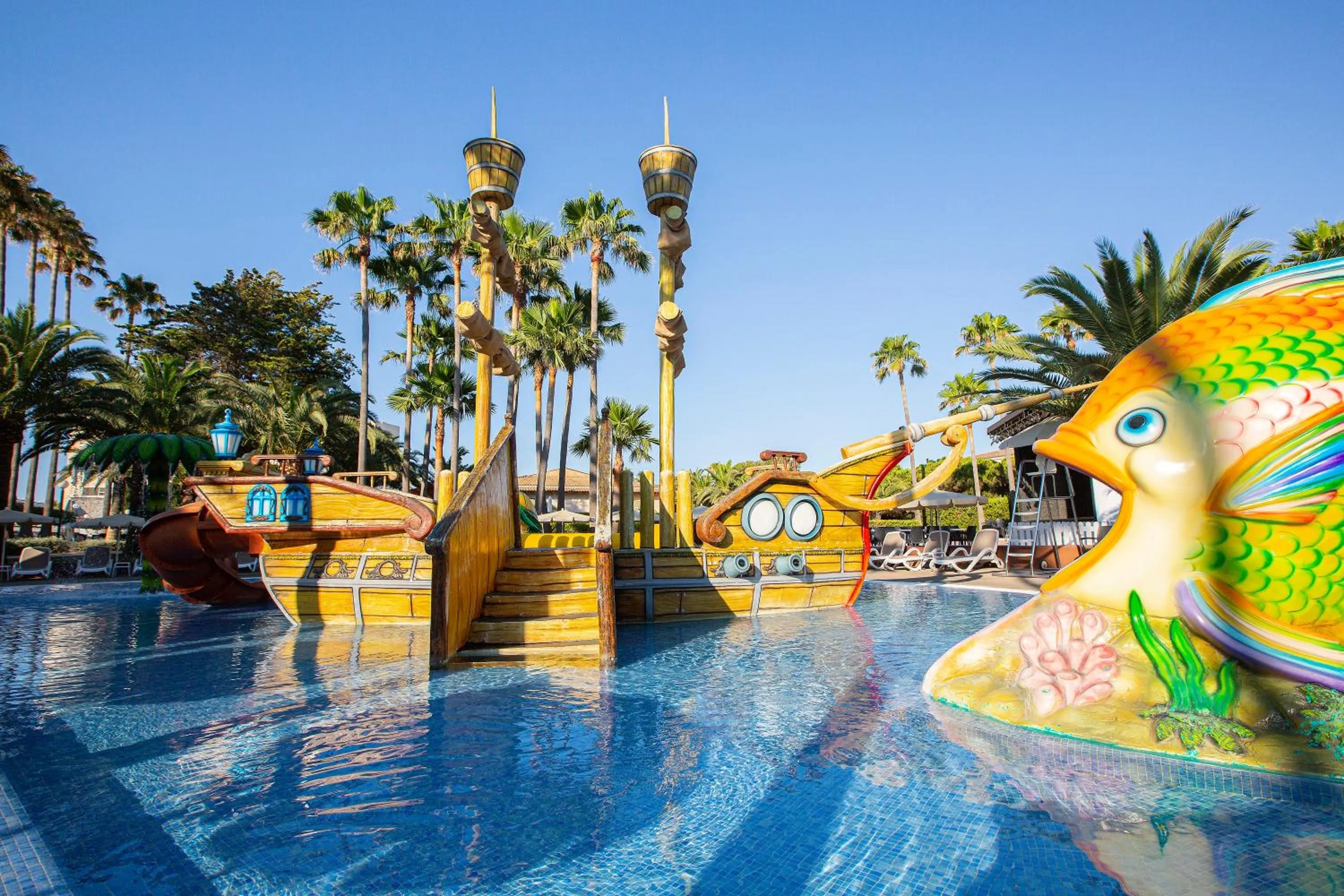 Aqua park in Hipotels Mediterraneo Club