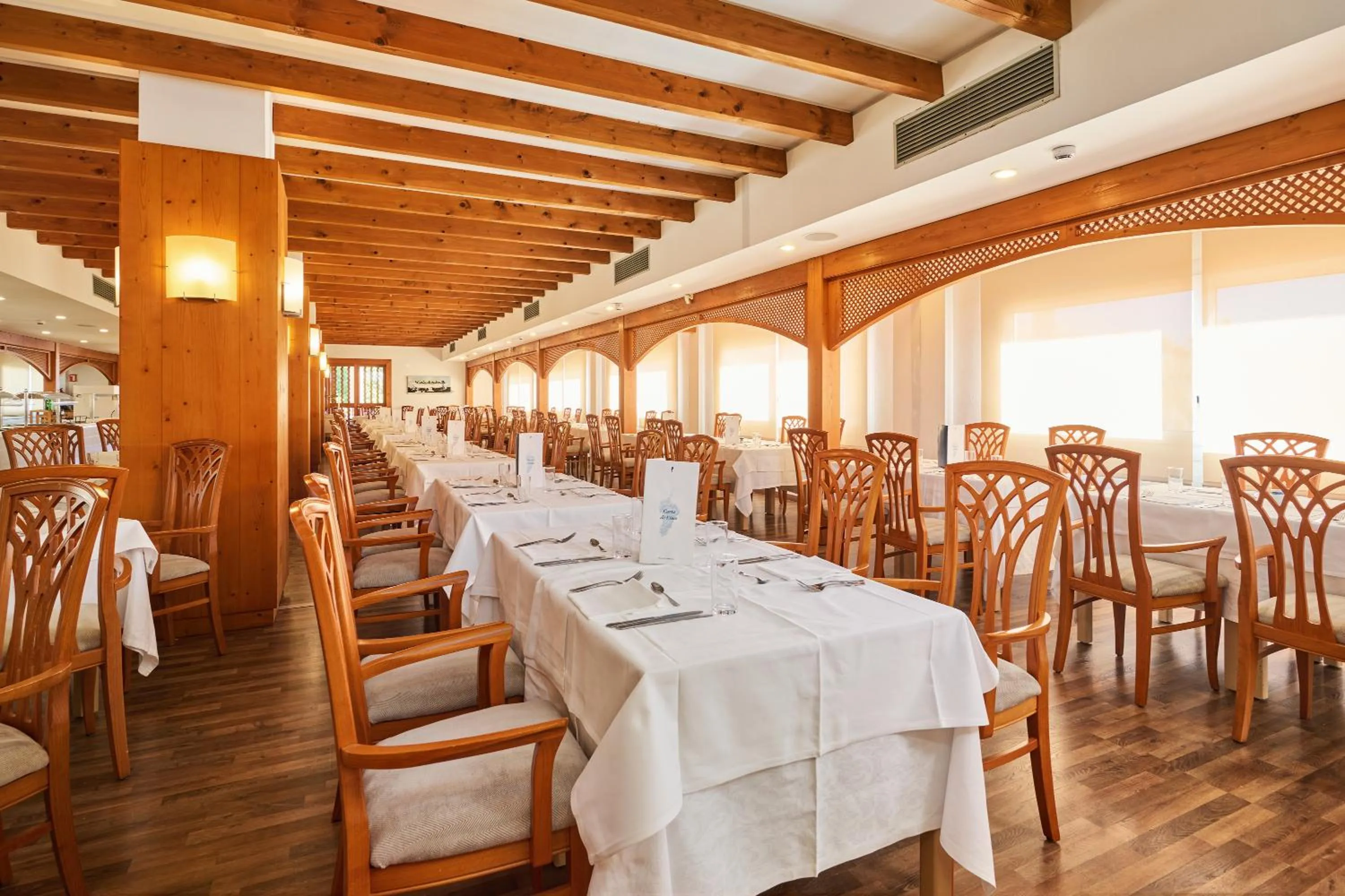 Restaurant/places to eat in Hipotels Mediterraneo Club