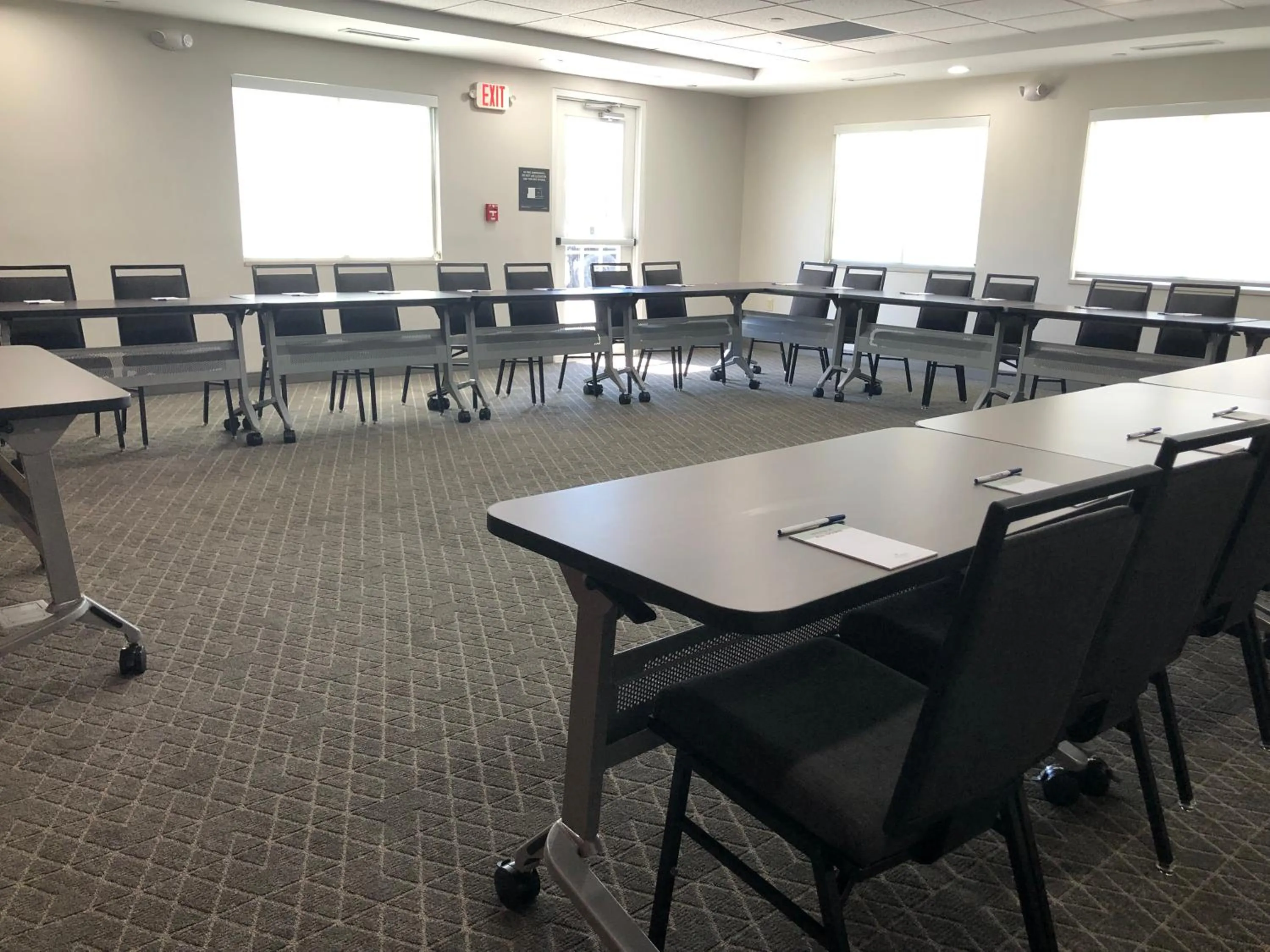 Meeting/conference room in Candlewood Suites Fort Wayne - NW by IHG