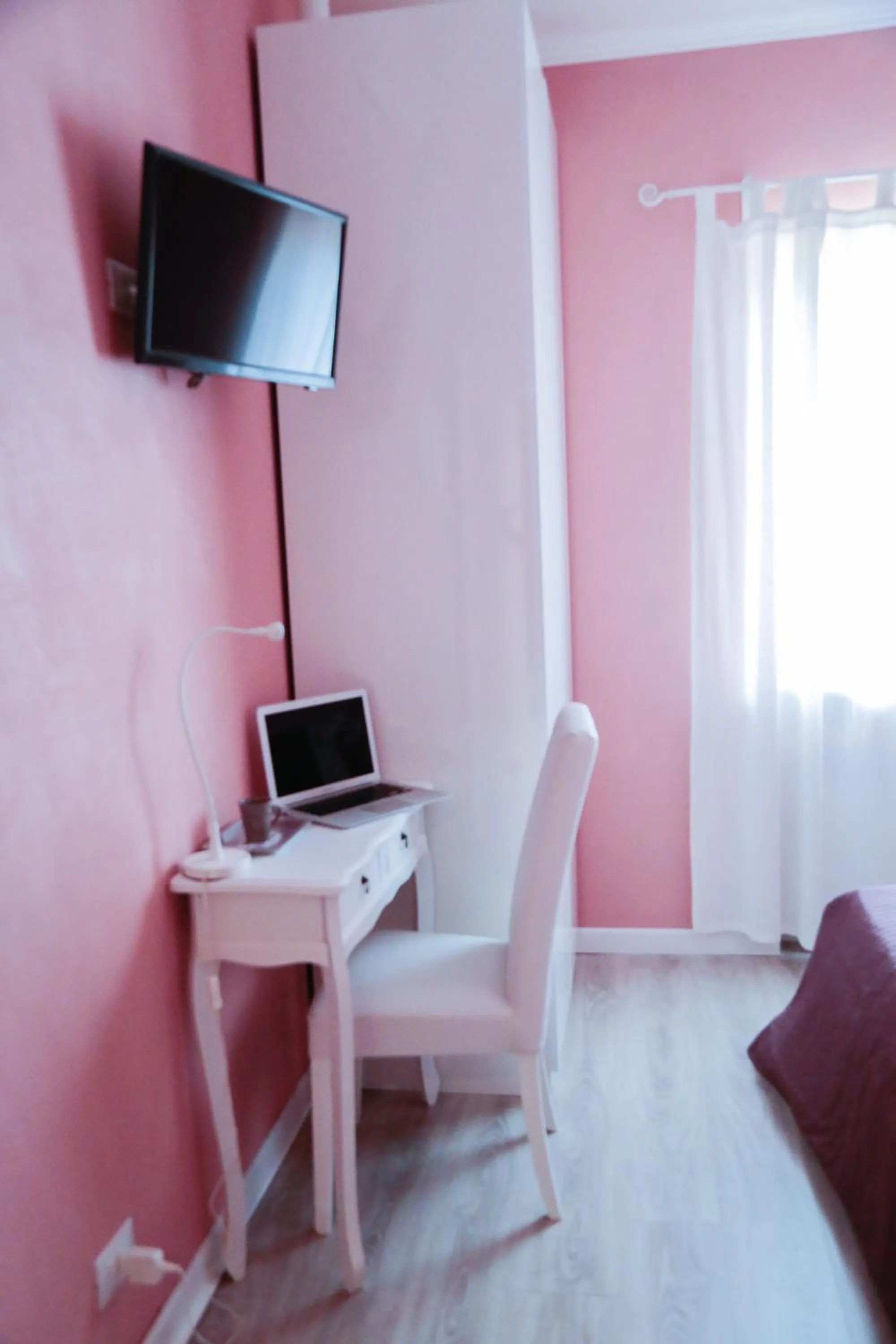 Photo of the whole room in Villa Erasi