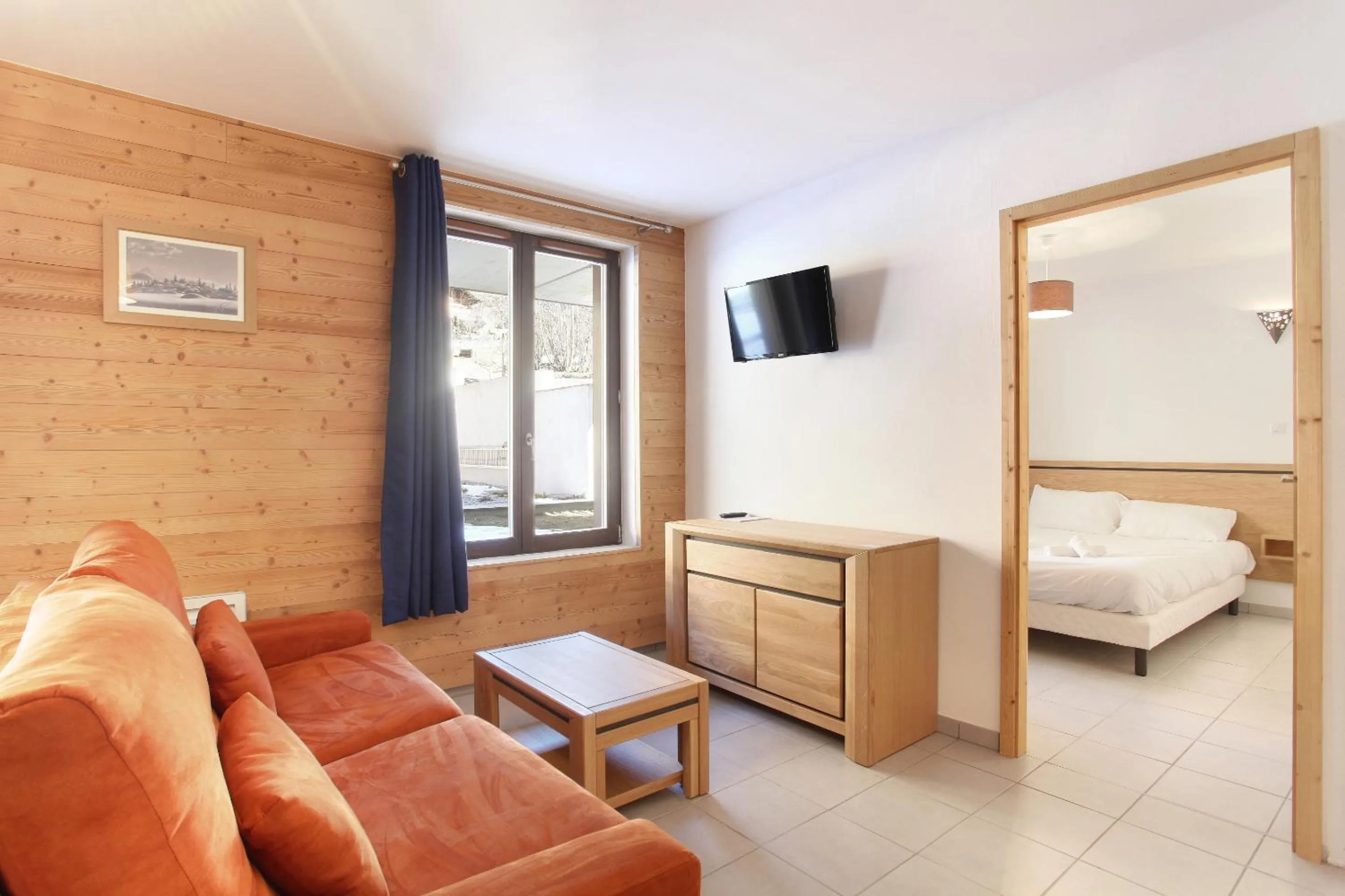 Seating area, Bed in Résidence et Spa Odalys Mendi Alde