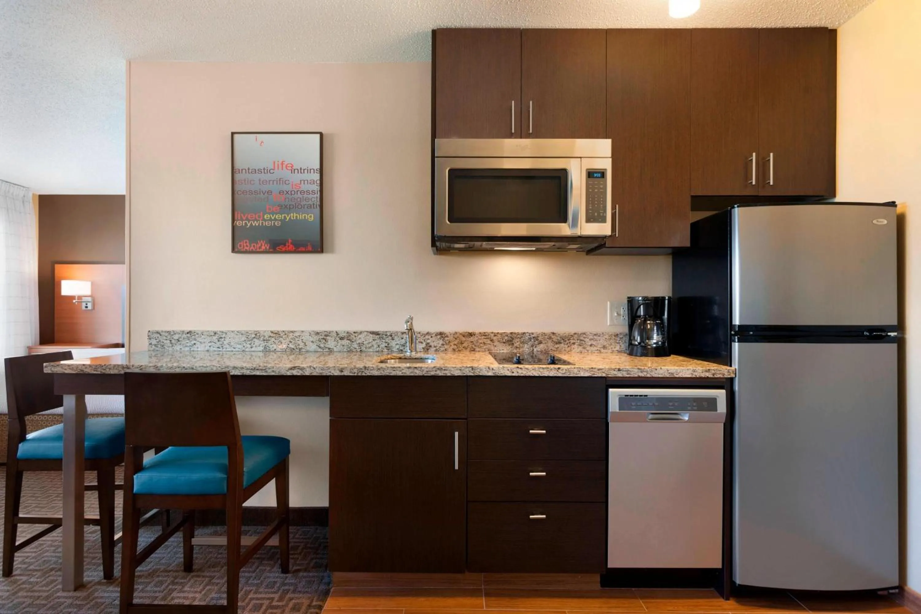 Kitchen or kitchenette in TownePlace Suites by Marriott Chicago Naperville