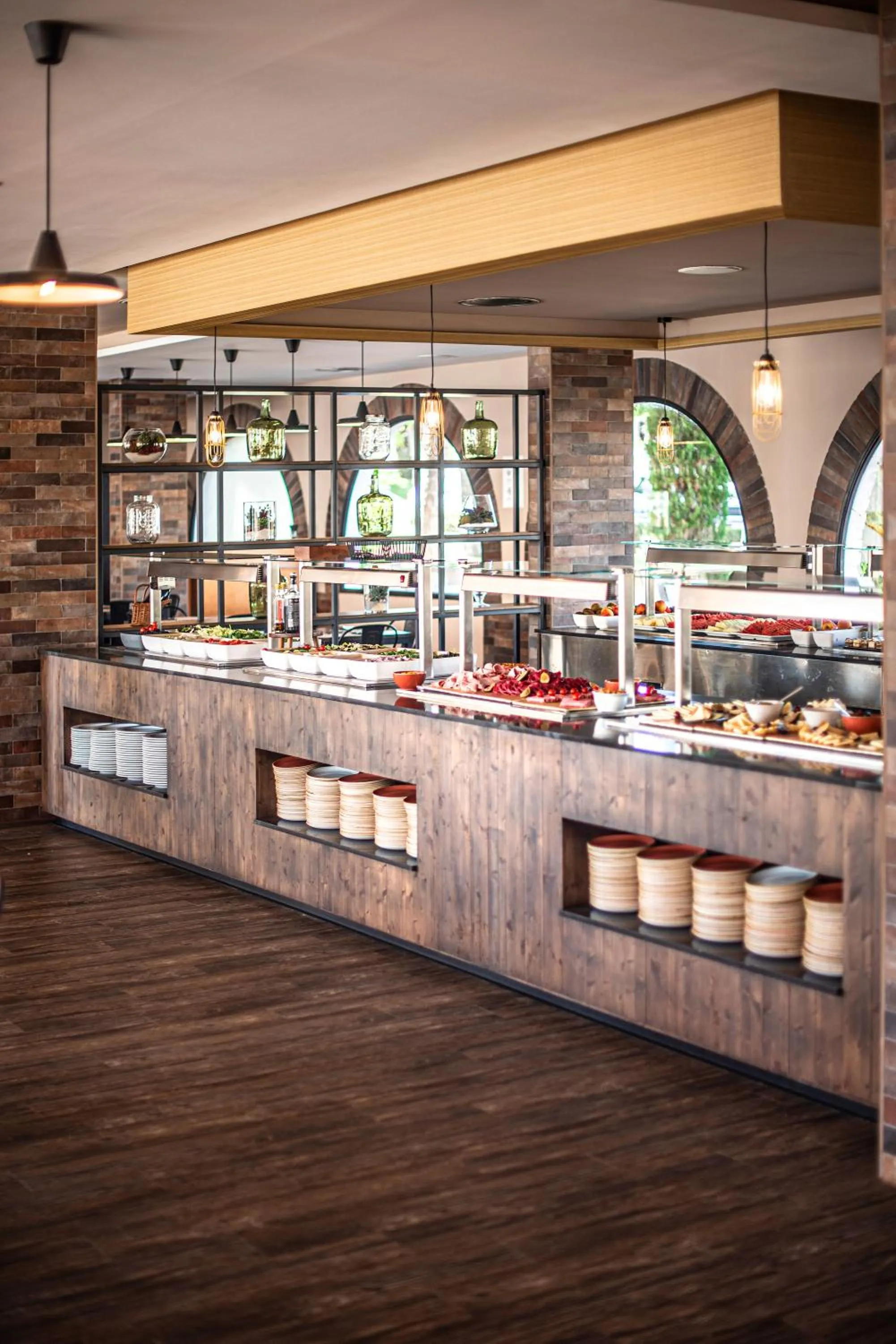 Restaurant/places to eat in Blau Punta Reina