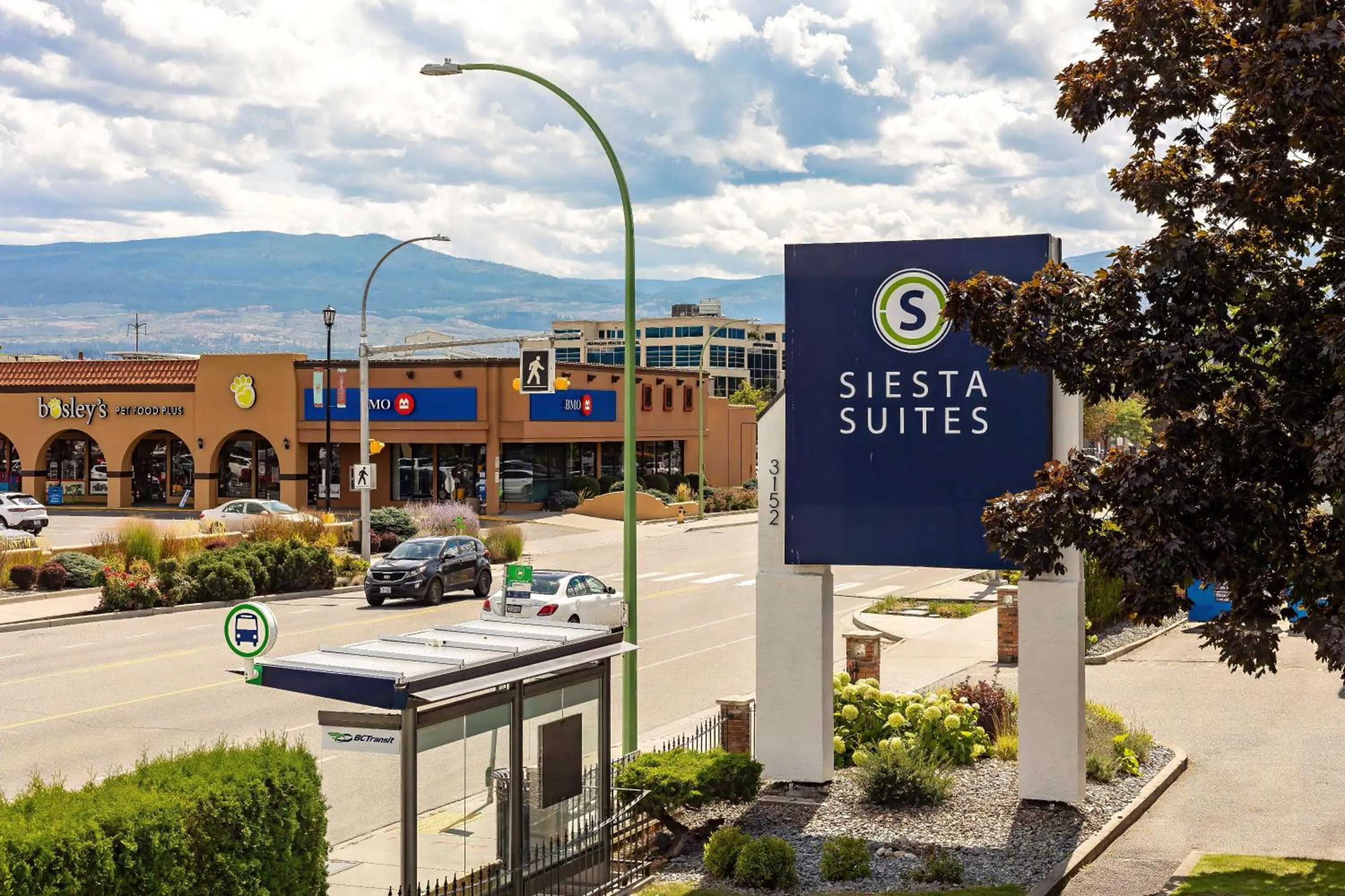 Property building in Siesta Suites