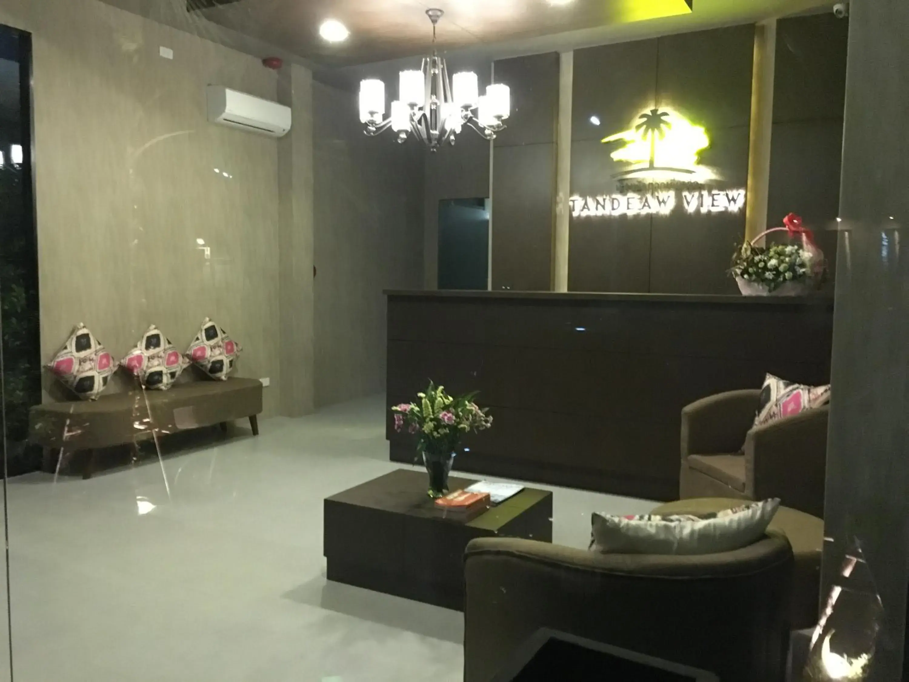 Facade/entrance in Tandeaw View Facade/entrance in Tandeaw View