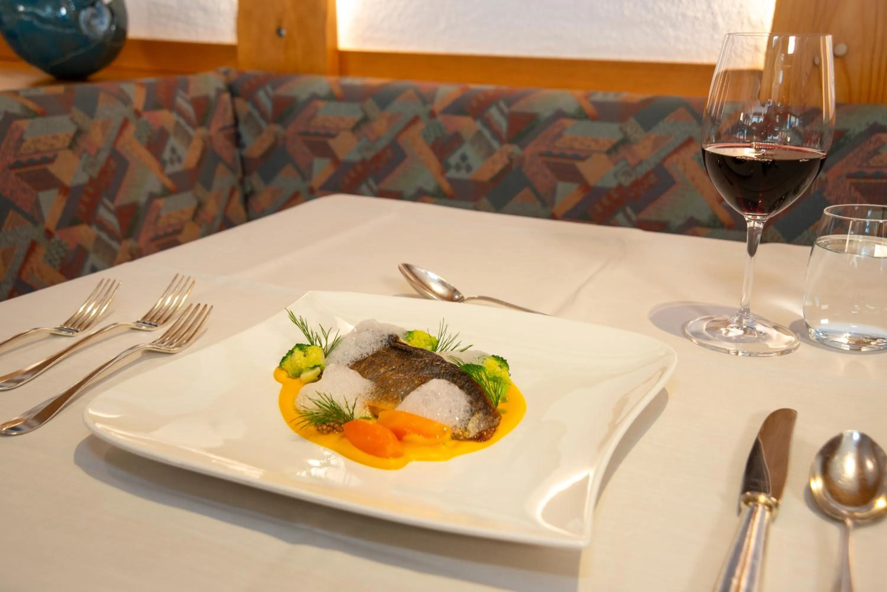 Restaurant/places to eat in Hotel Restaurant Alpina