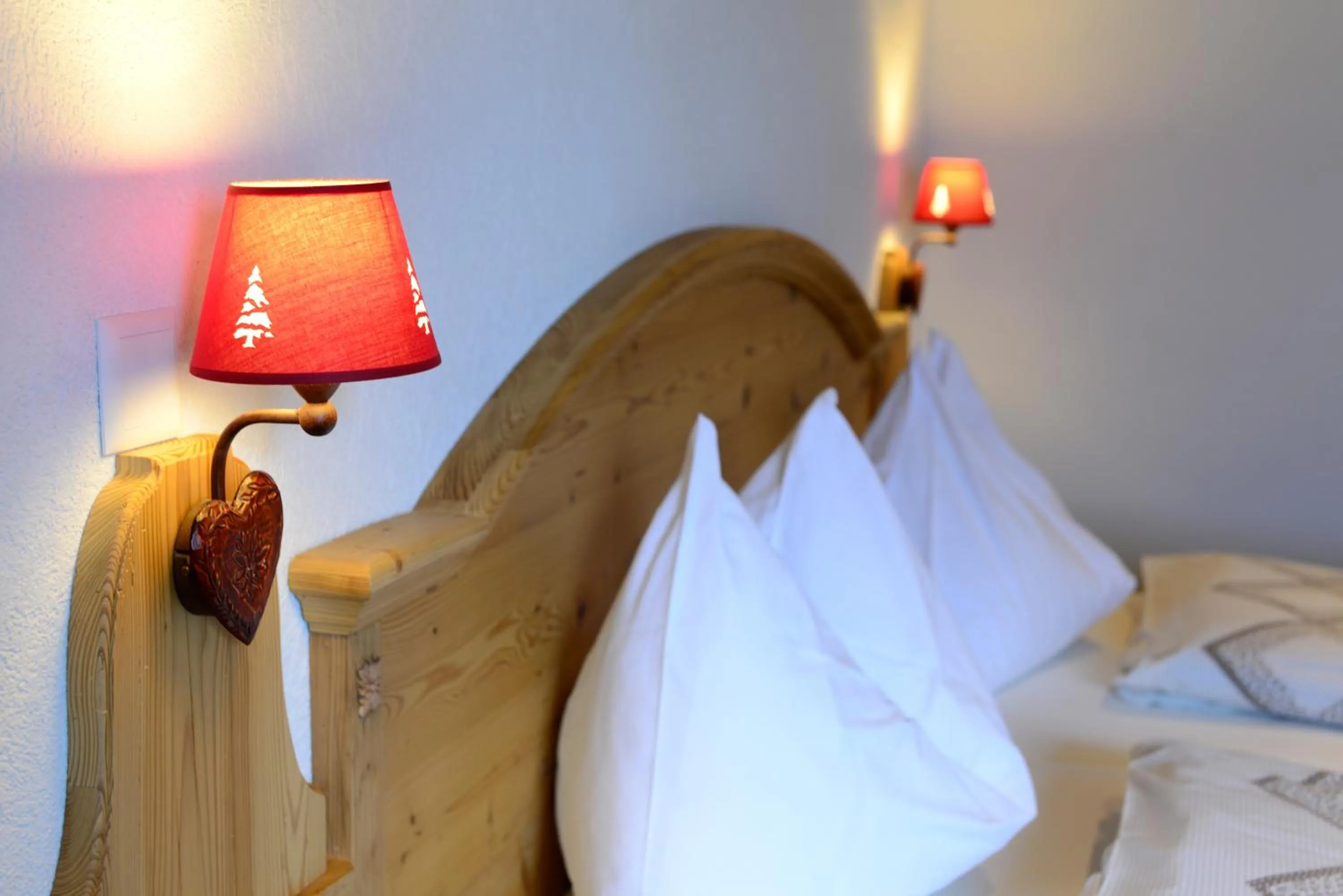 Bed in Hotel Restaurant Alpina