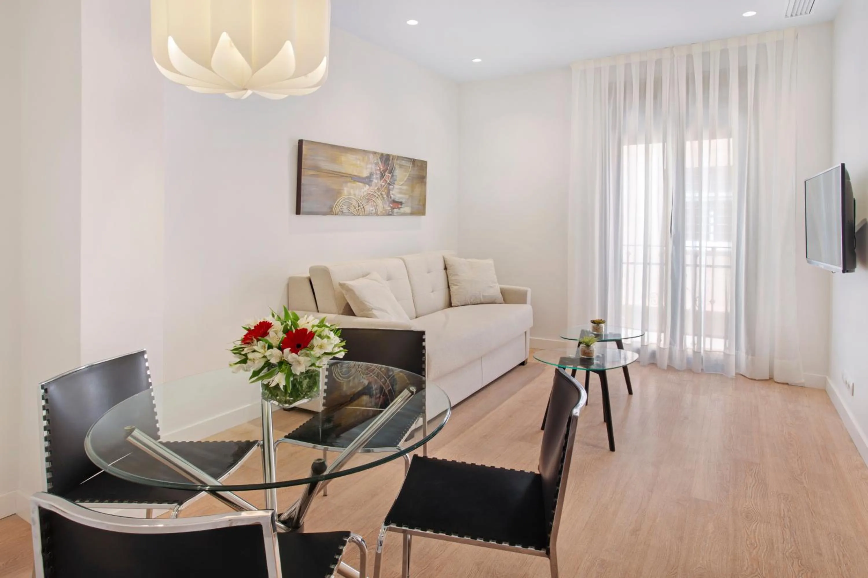 Dining area in Apartamentos Metrópolis