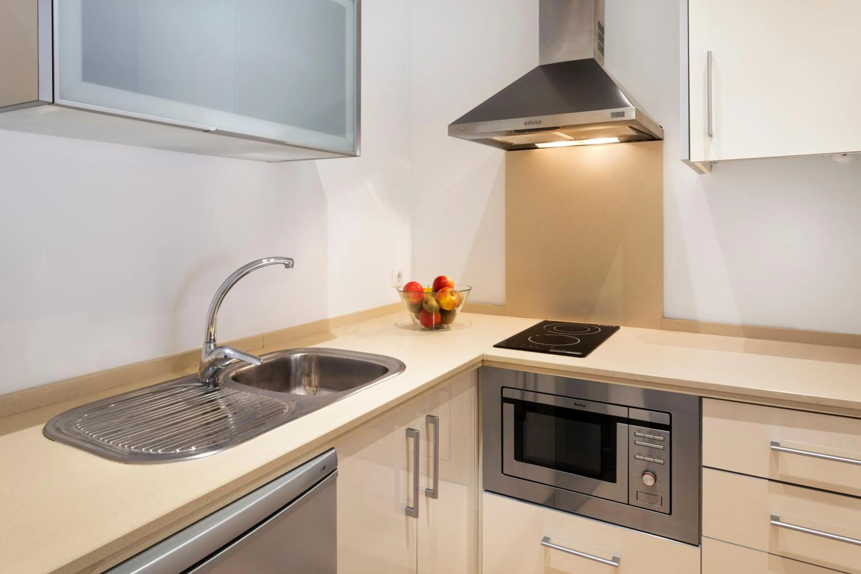 Kitchen or kitchenette in Apartamentos Metrópolis