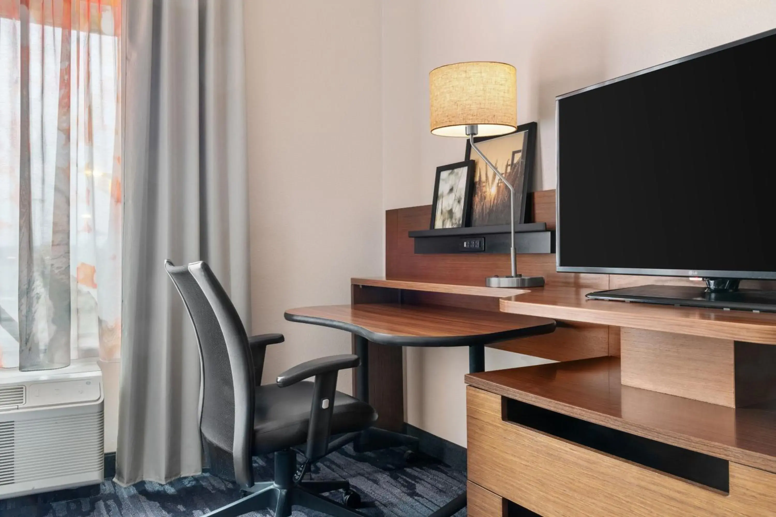 King Suite in Fairfield Inn & Suites by Marriott Alexandria King Suite in Fairfield Inn & Suites by Marriott Alexandria