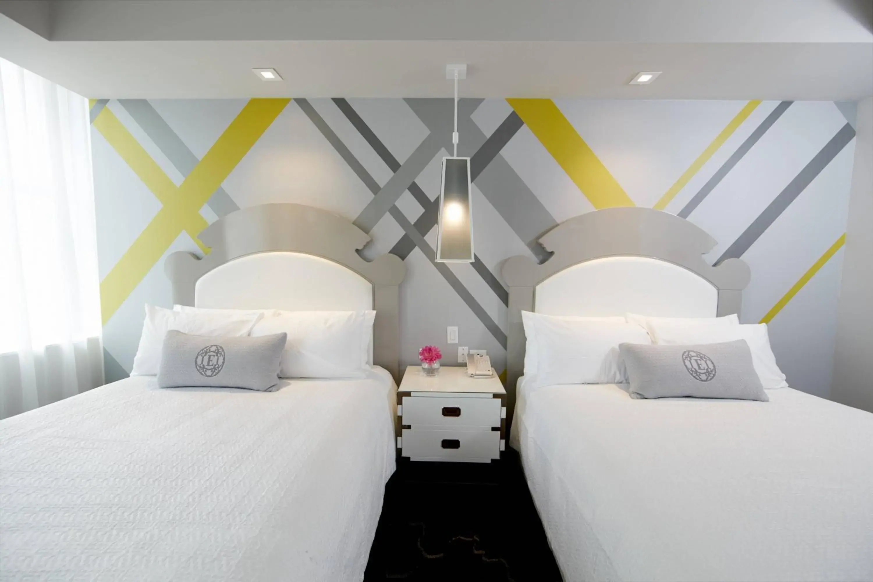 Photo of the whole room, Bed in Elyton Hotel, Autograph Collection Photo of the whole room, Bed in Elyton Hotel, Autograph Collection