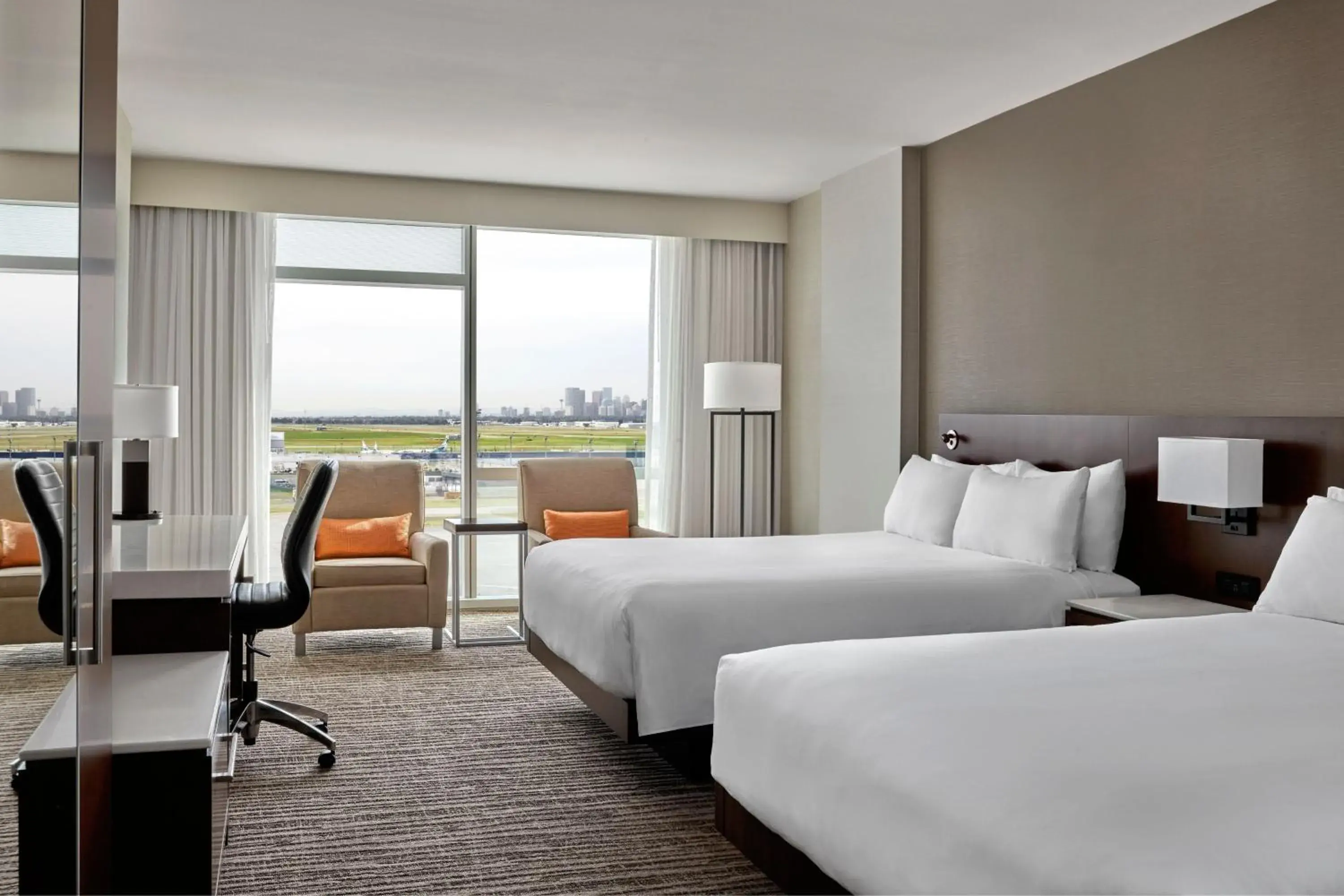 Queen Room with Two Queen Beds and Airport View in Calgary Airport Marriott In-Terminal Hotel Queen Room with Two Queen Beds and Airport View in Calgary Airport Marriott In-Terminal Hotel