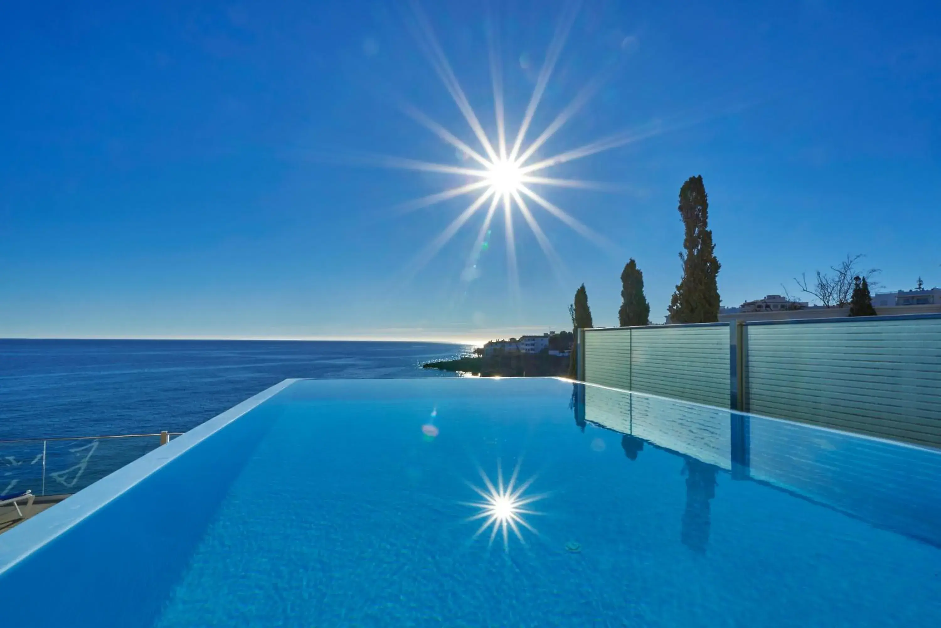 Pool view in Hotel Balcón de Europa Pool view in Hotel Balcón de Europa