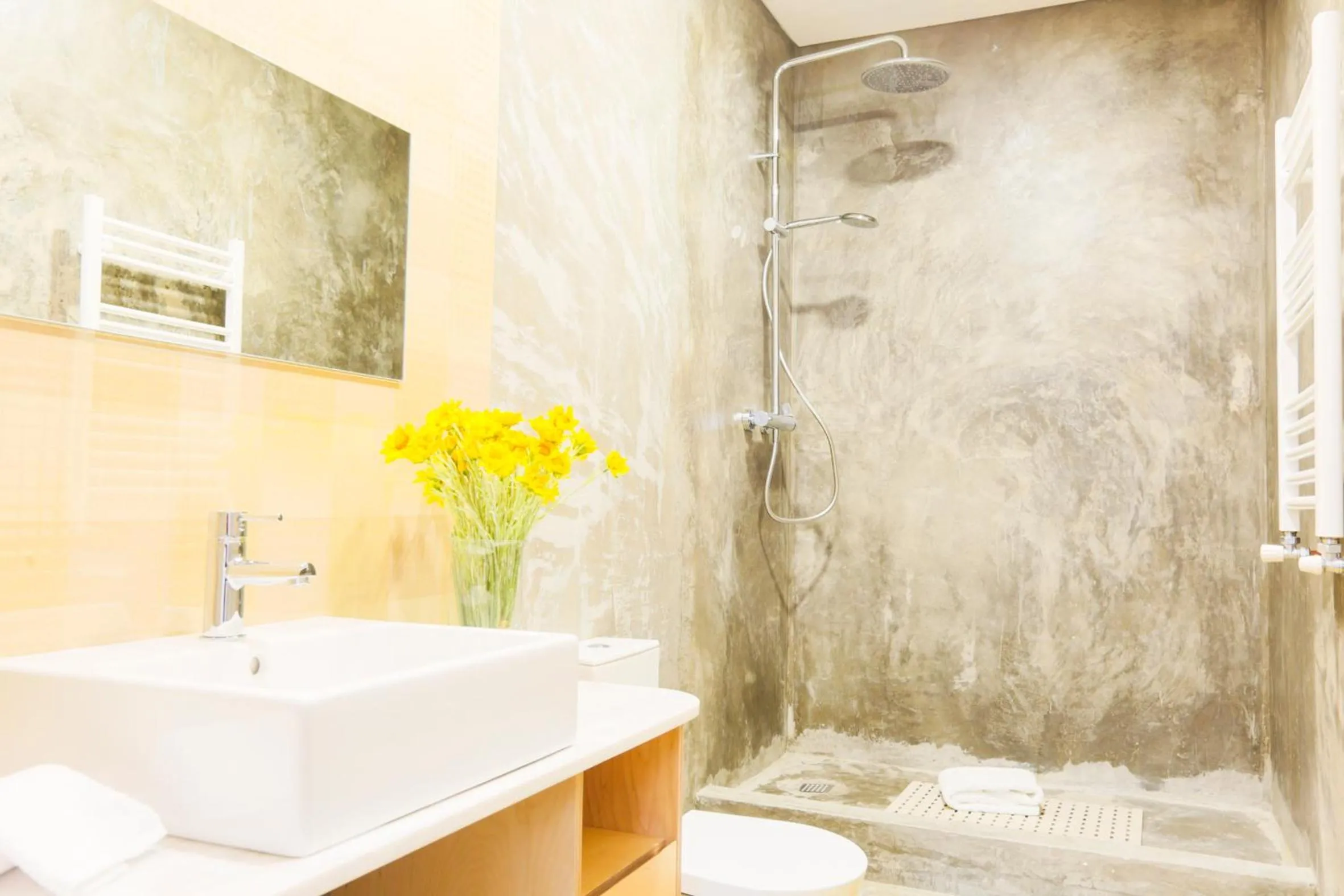 Bathroom in Charm Palace Porto