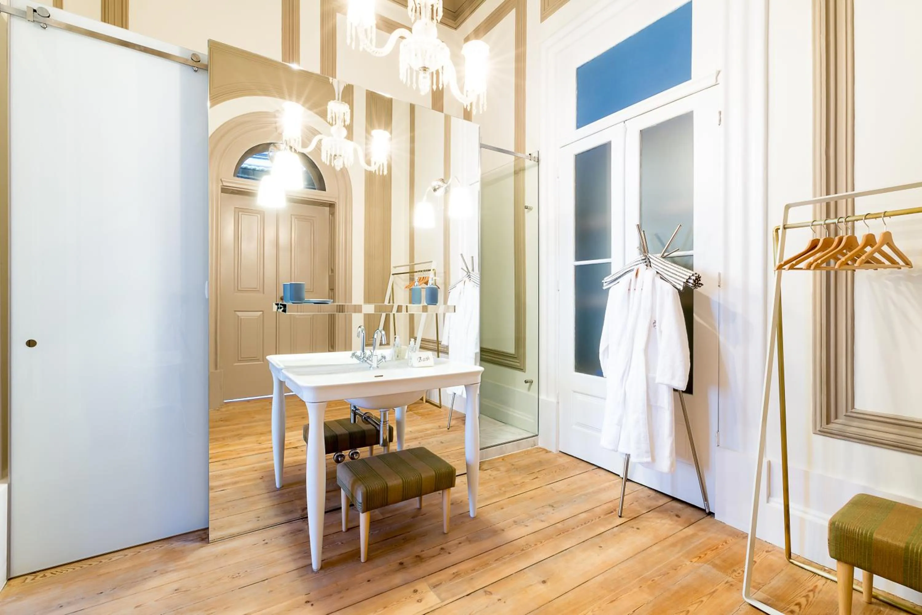 Bathroom in Charm Palace Porto