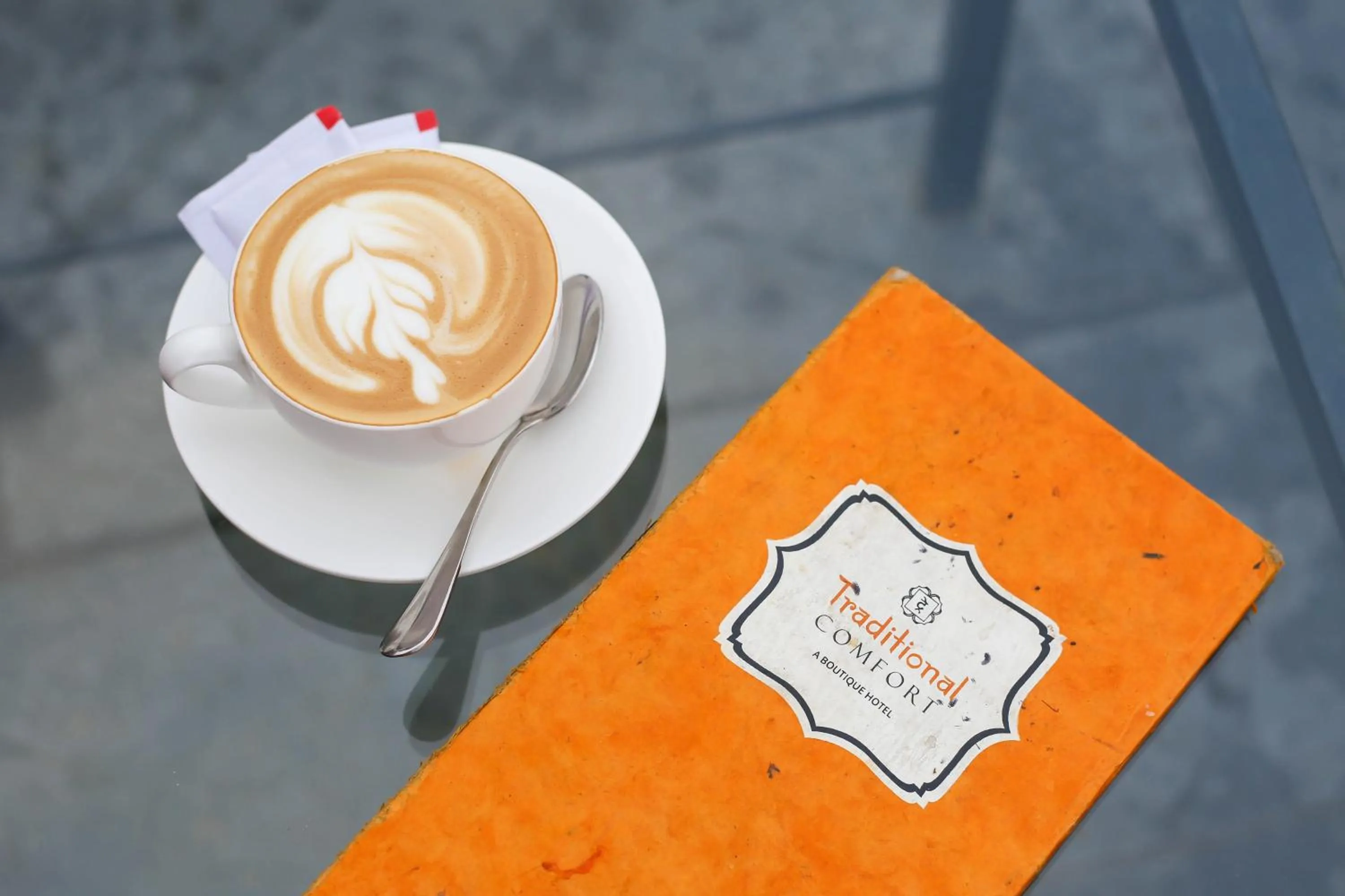 Drinks in Traditional Comfort Boutique Hotel