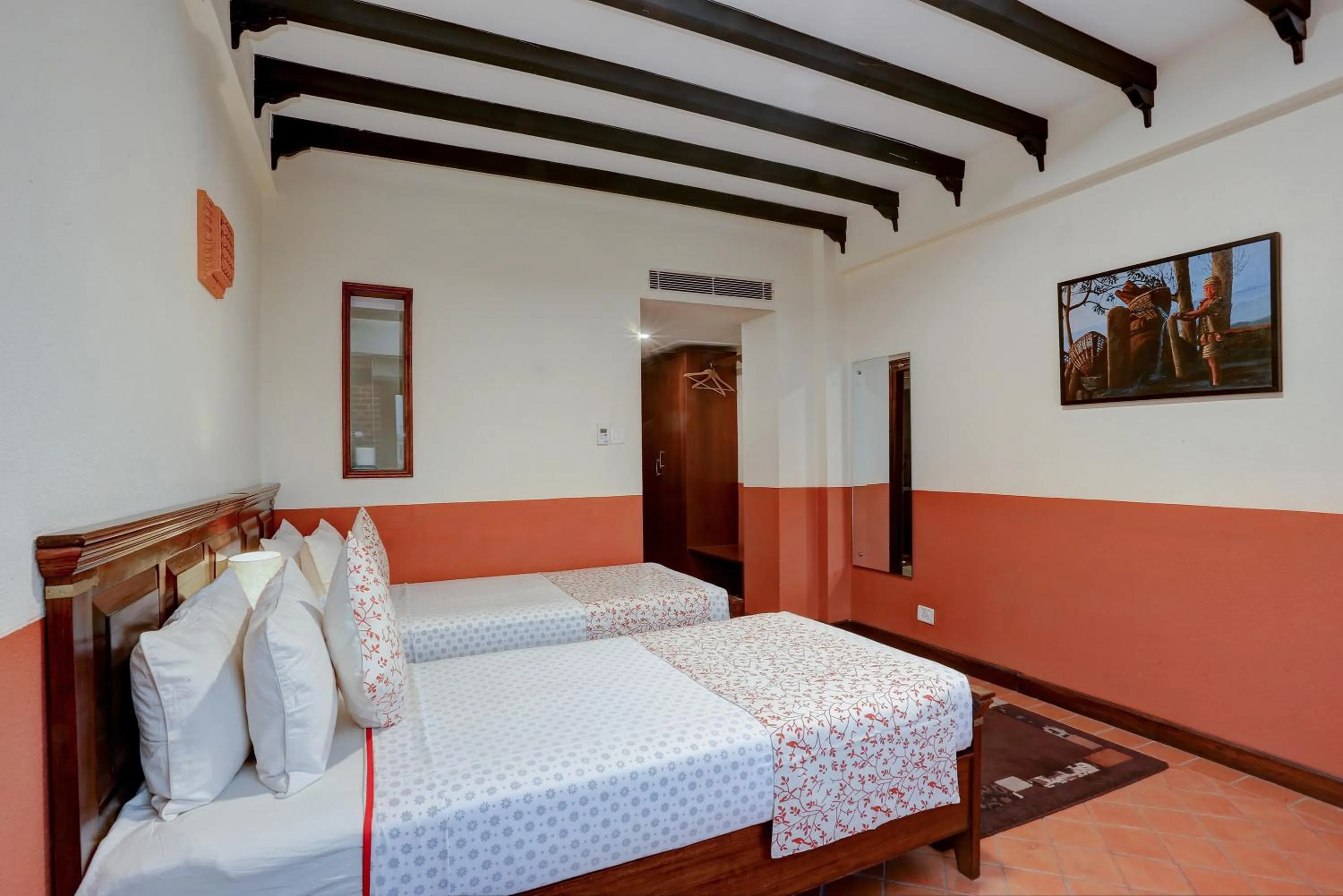 Photo of the whole room, Bed in Traditional Comfort Boutique Hotel