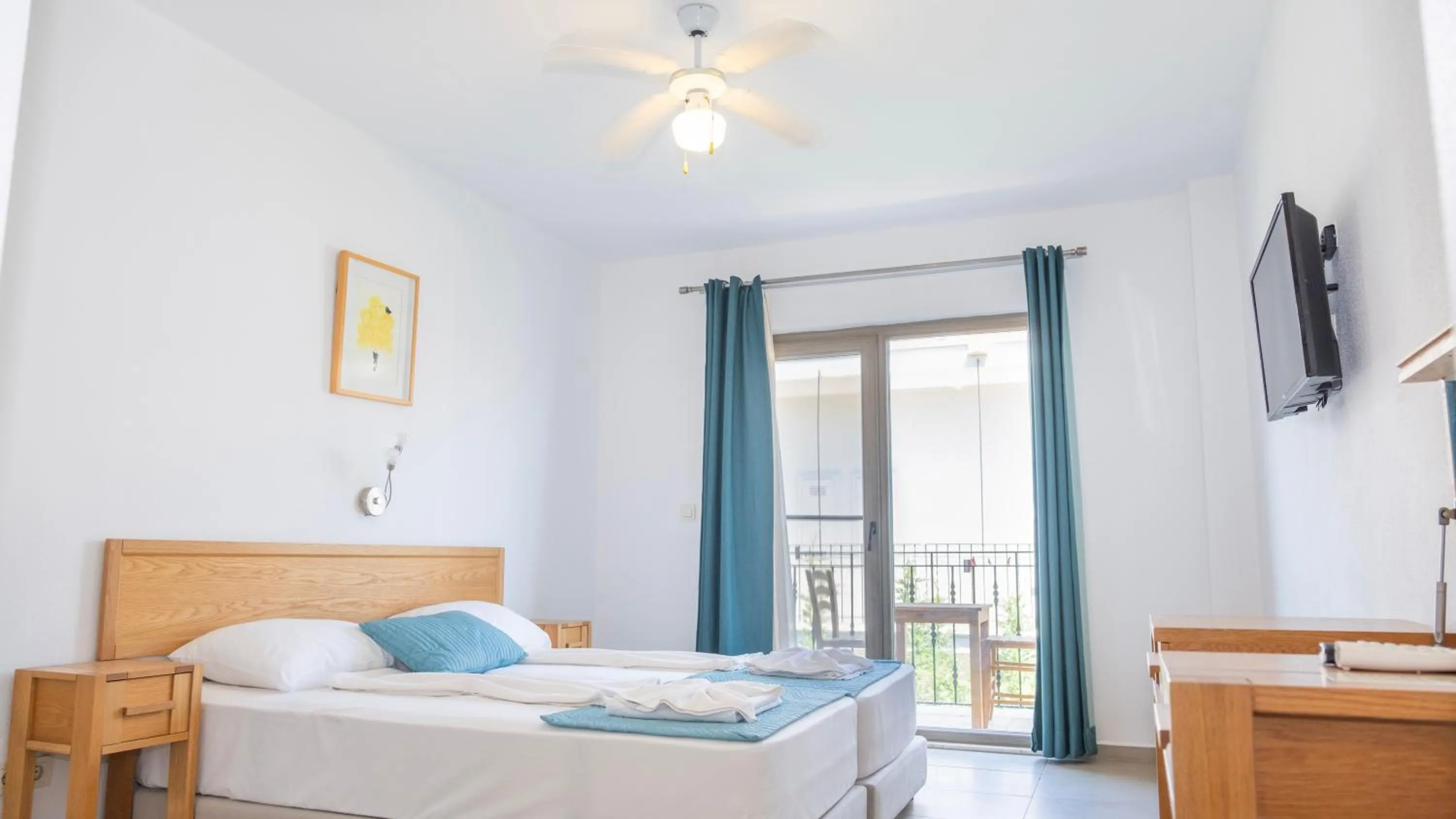Otel Kefalos