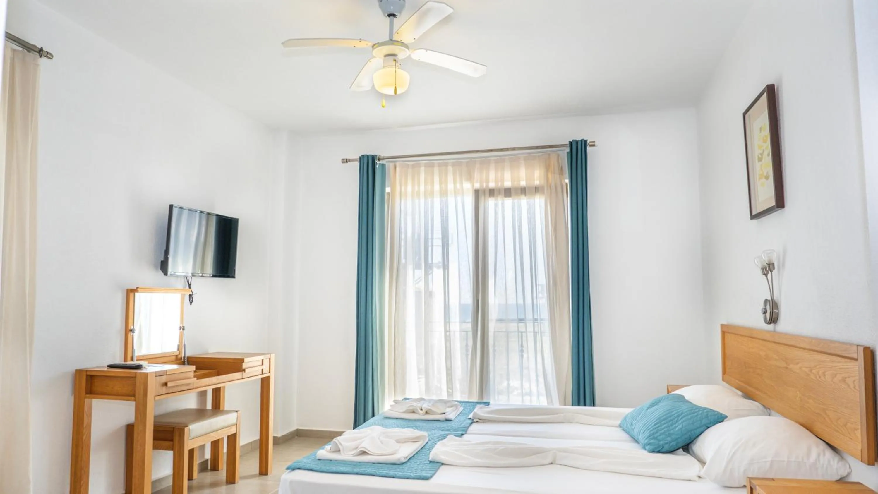 Otel Kefalos